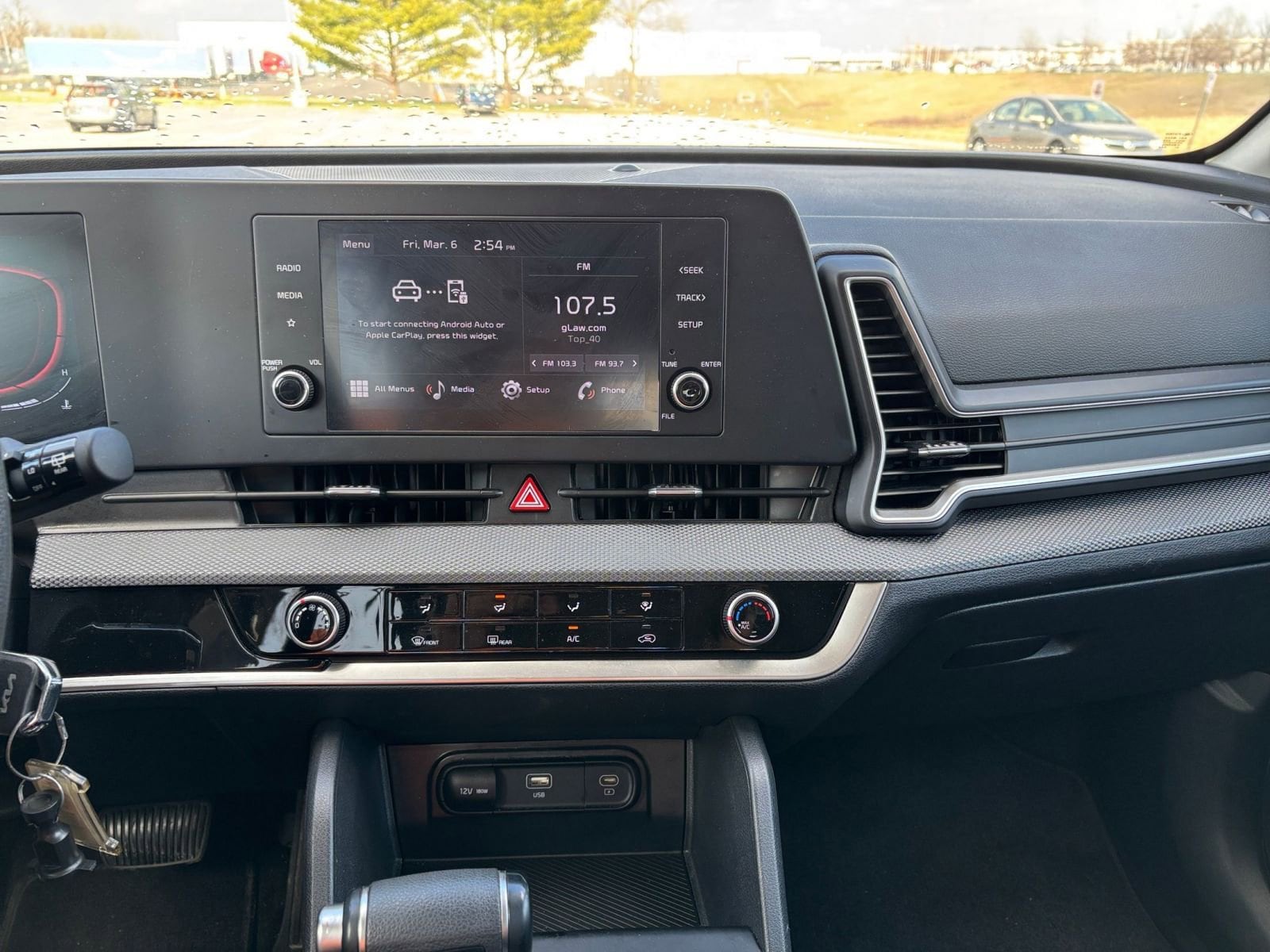 Thumbnail: 2024 Kia Sportage - 17