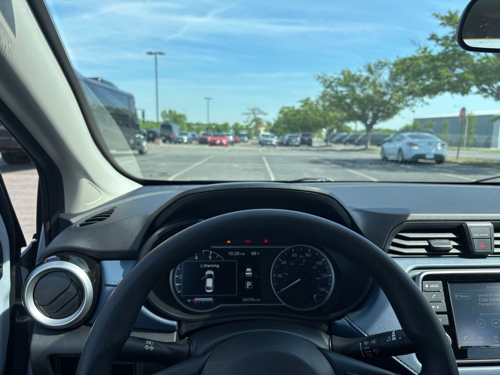 Thumbnail: 2025 Nissan Versa - 32