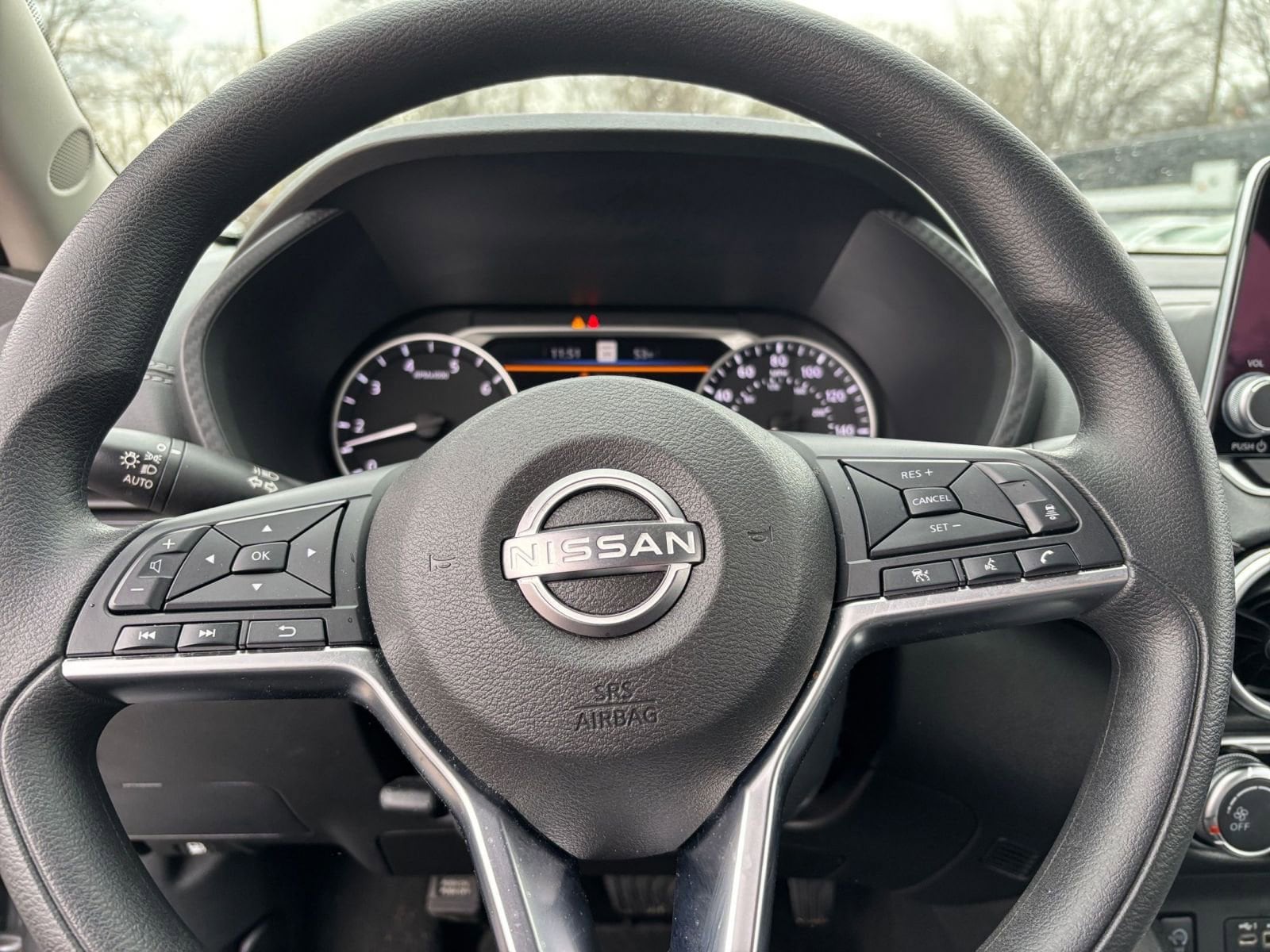 Thumbnail: 2025 Nissan Sentra - 25