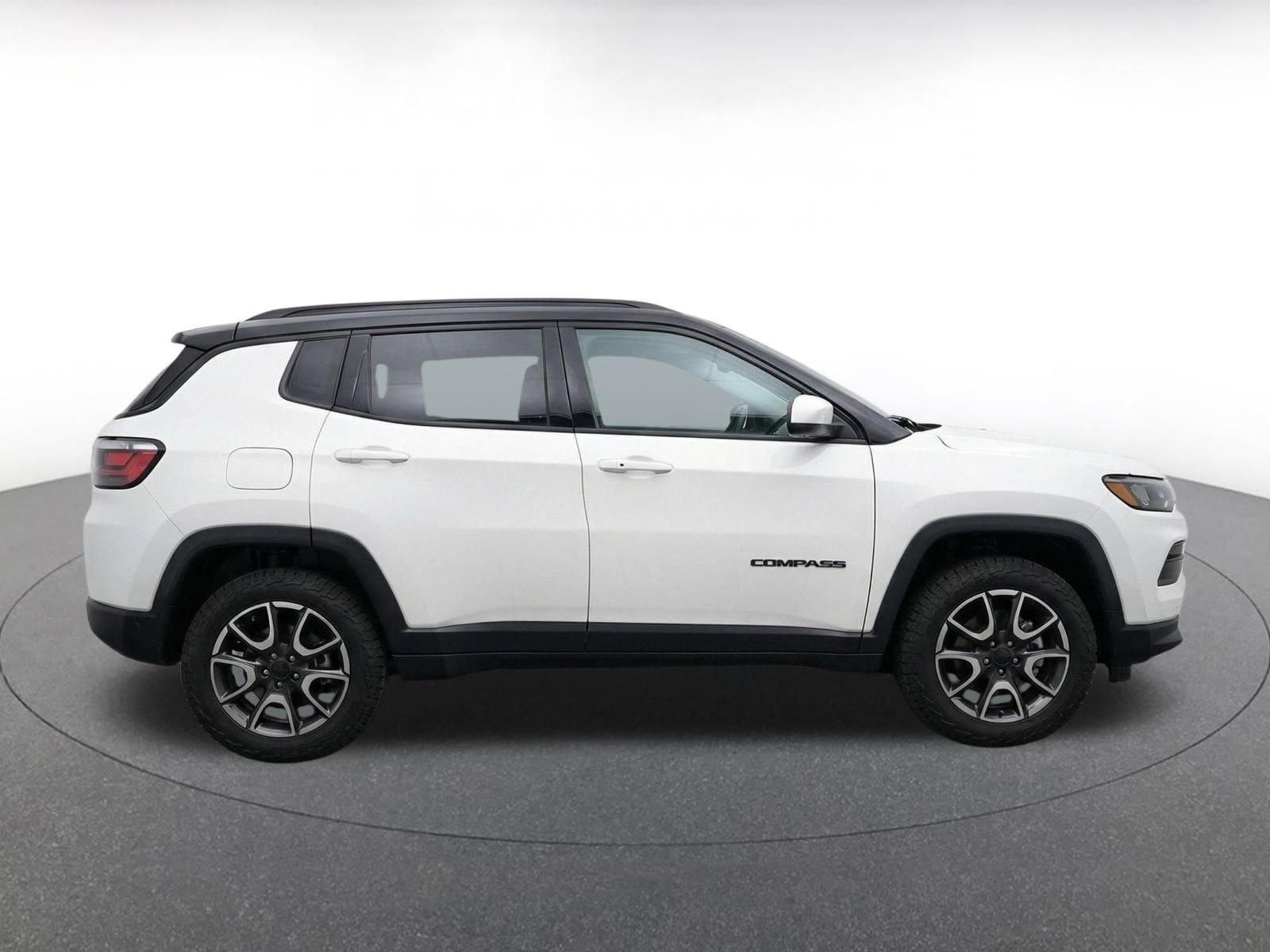 Thumbnail: 2025 Jeep Compass - 10