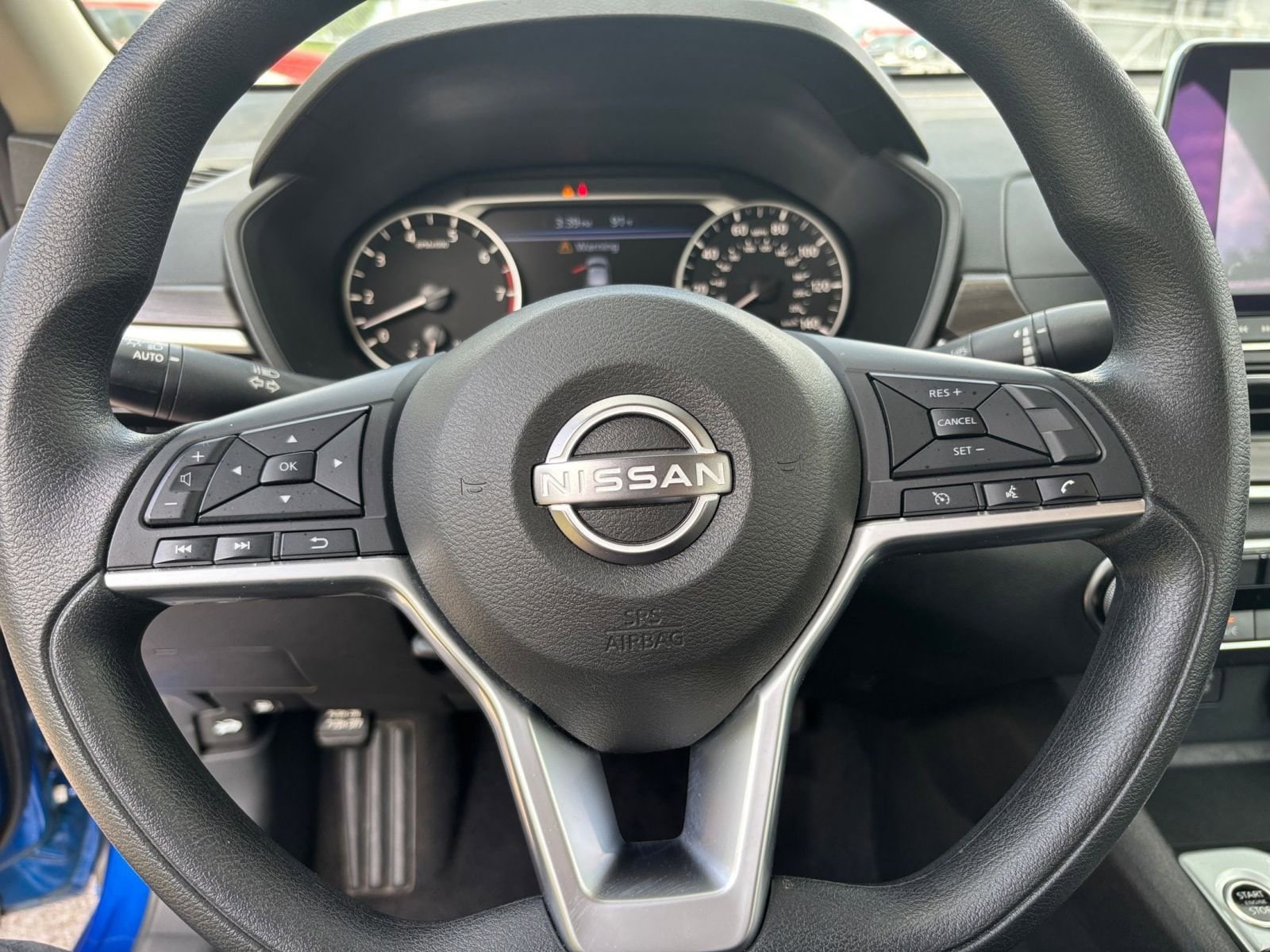 Thumbnail: 2025 Nissan Altima - 28