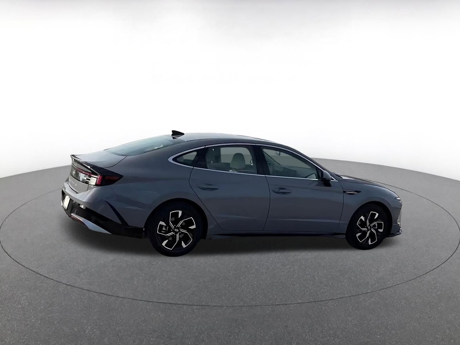 Thumbnail: 2025 Hyundai Sonata - 14