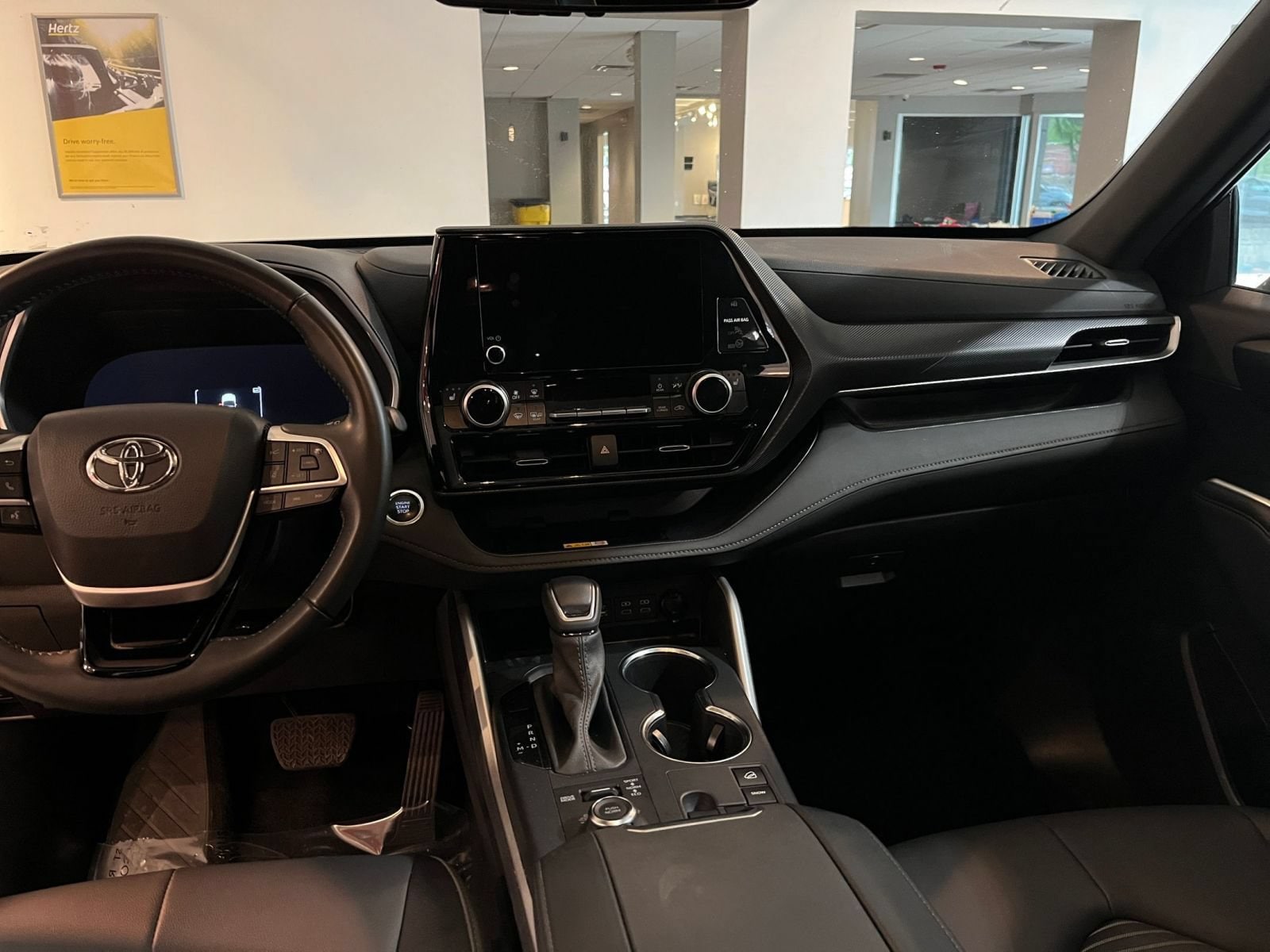 2025 Toyota Highlander 38