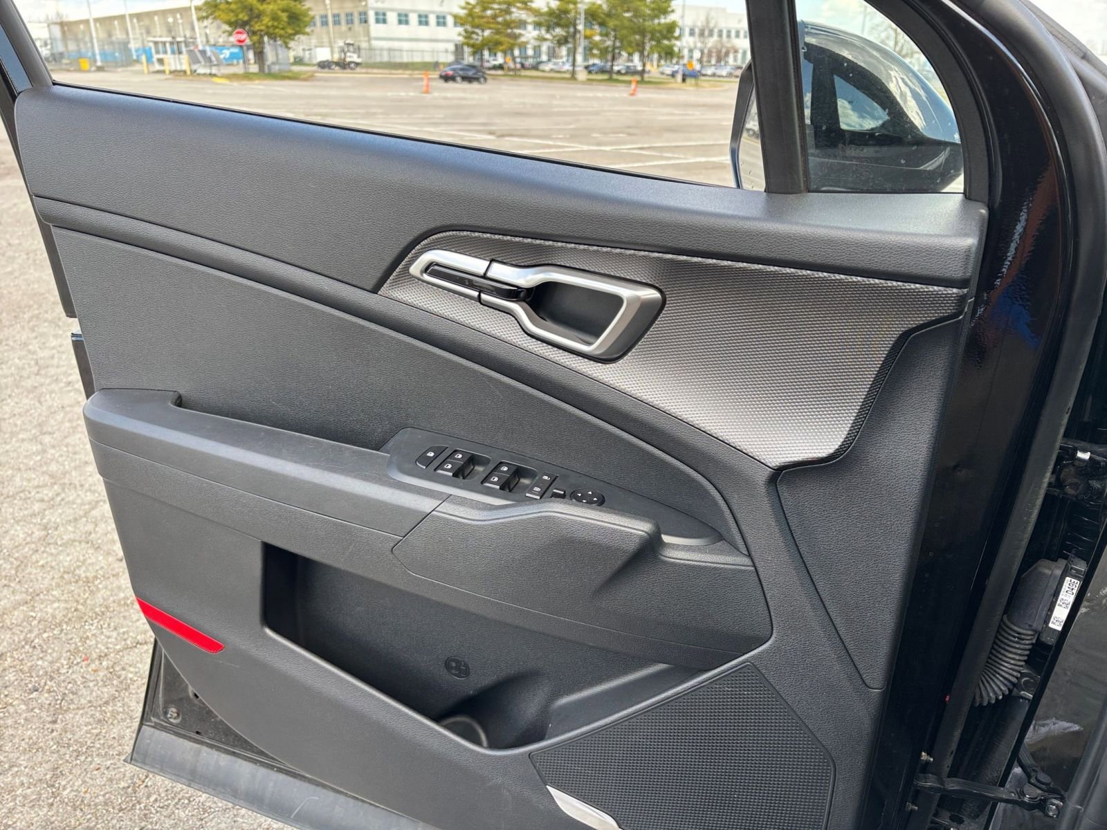 Thumbnail: 2025 Kia Sportage - 18