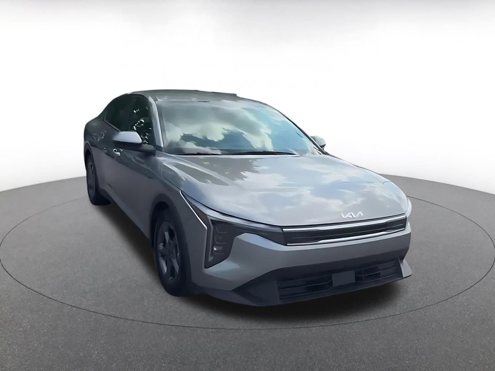 Thumbnail: 2025 Kia K4 - 3