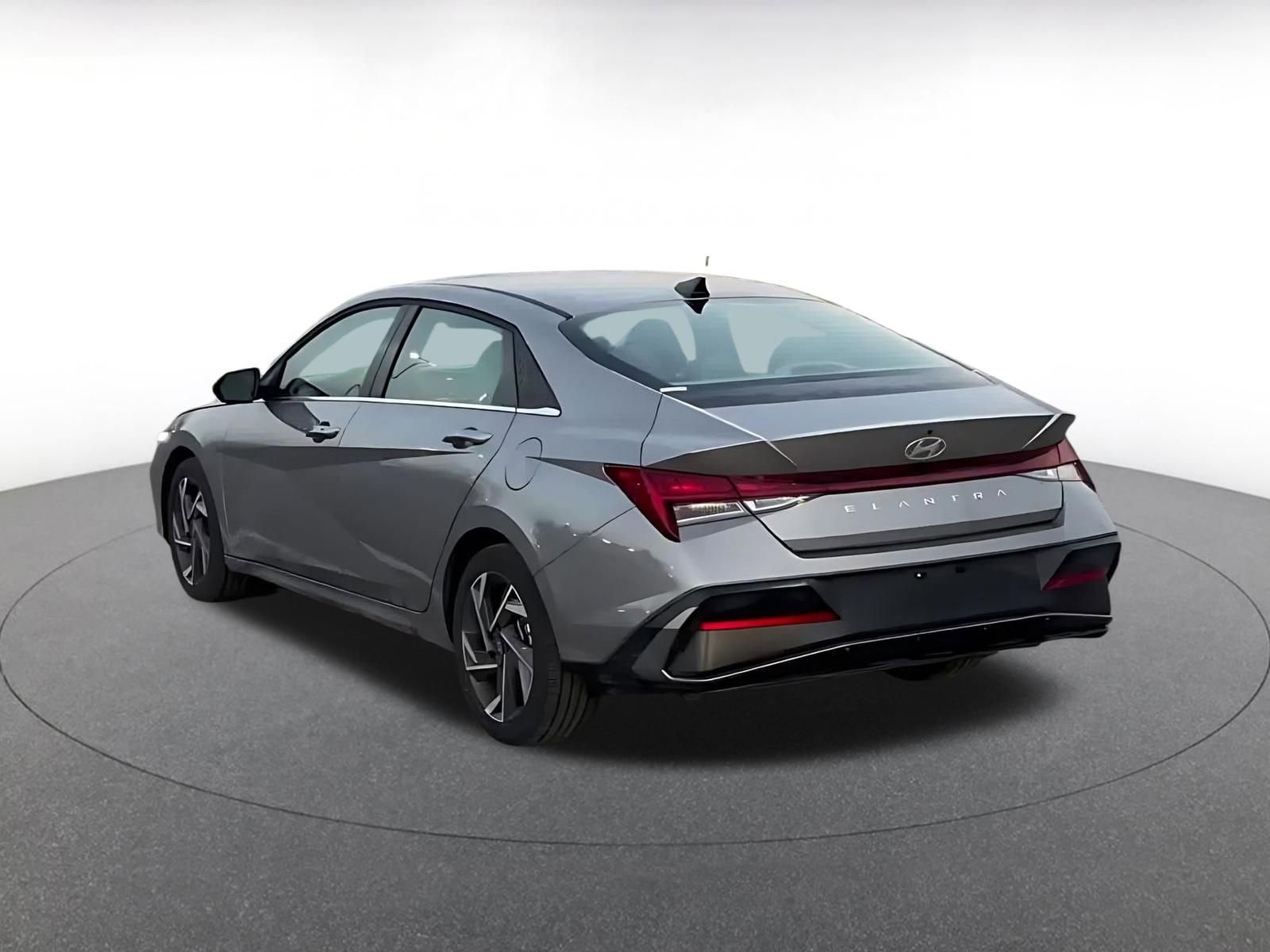 Thumbnail: 2025 Hyundai Elantra - 11