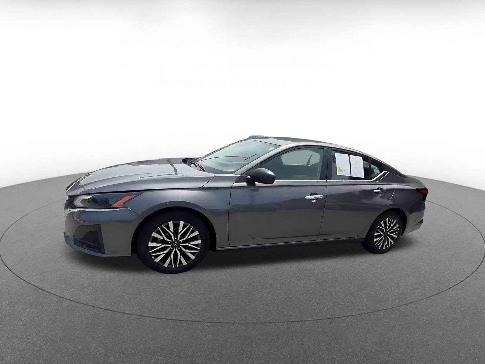 Thumbnail: 2025 Nissan Altima - 6