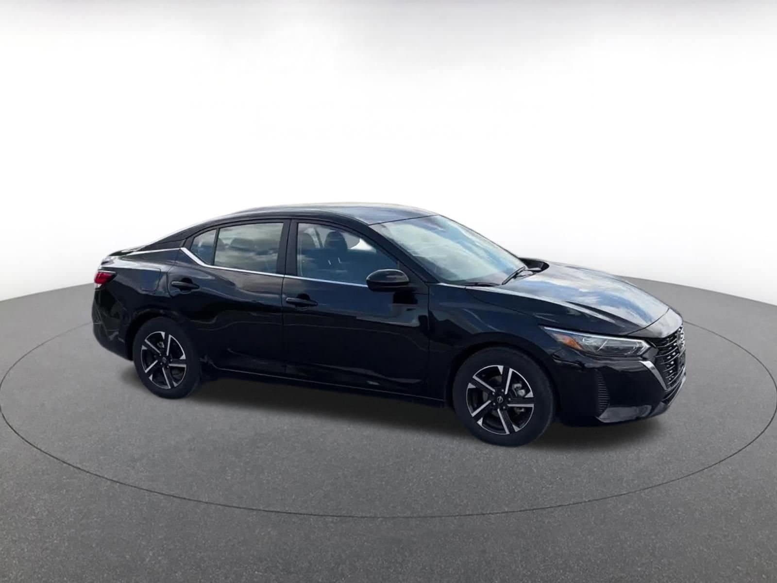 Thumbnail: 2025 Nissan Sentra - 2