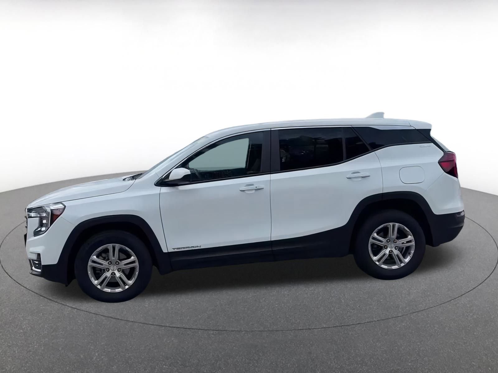 Thumbnail: 2024 GMC Terrain - 8
