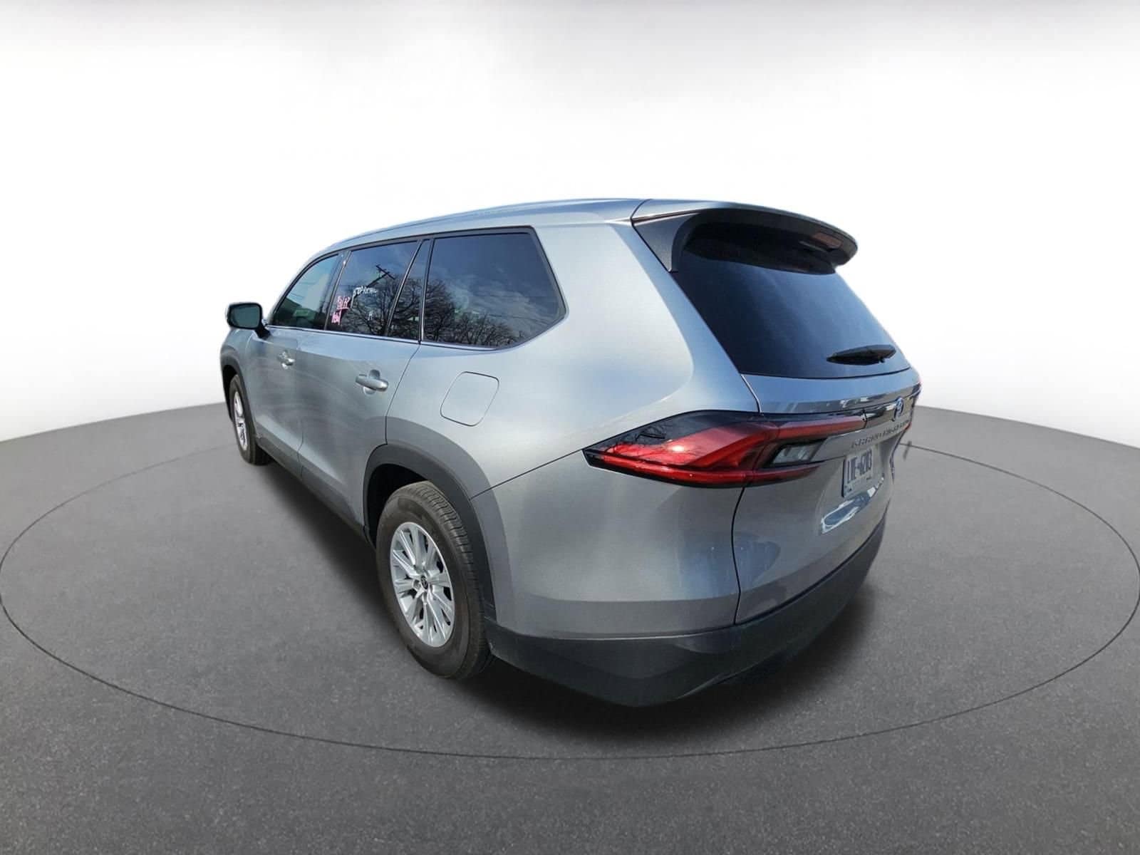 Thumbnail: 2025 Toyota Grand Highlander - 4