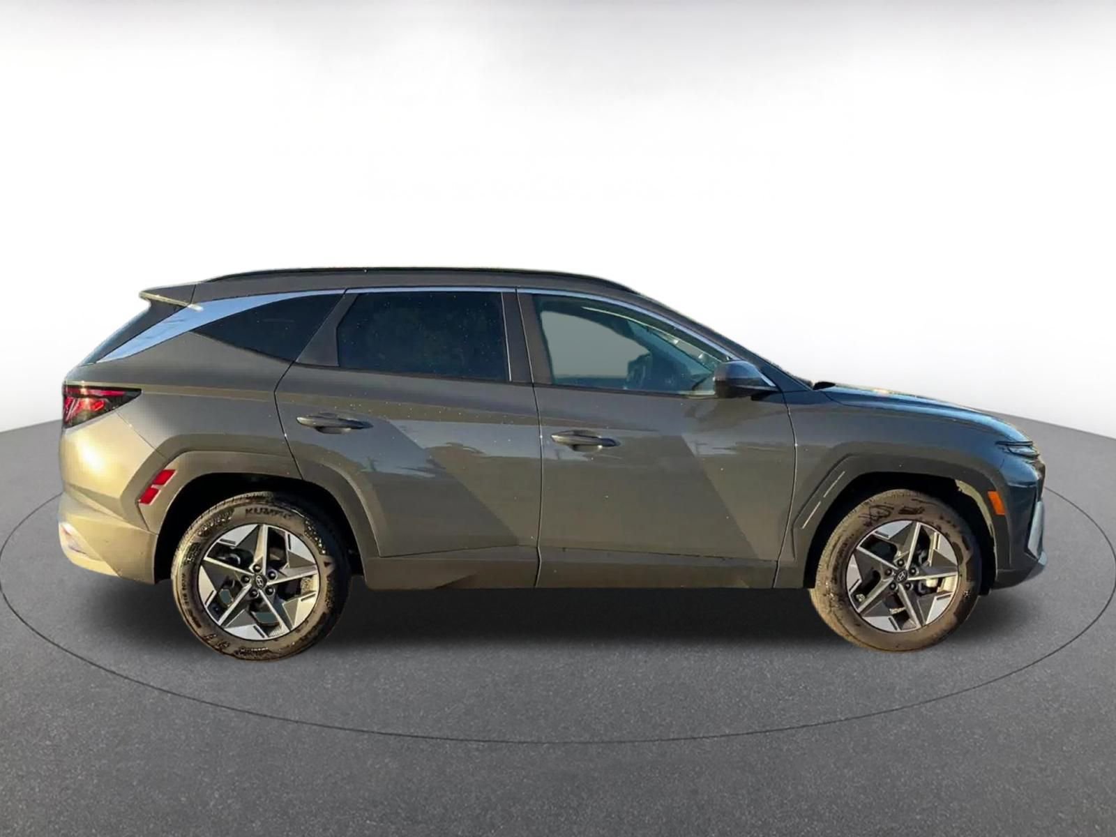 Thumbnail: 2025 Hyundai Tucson - 16