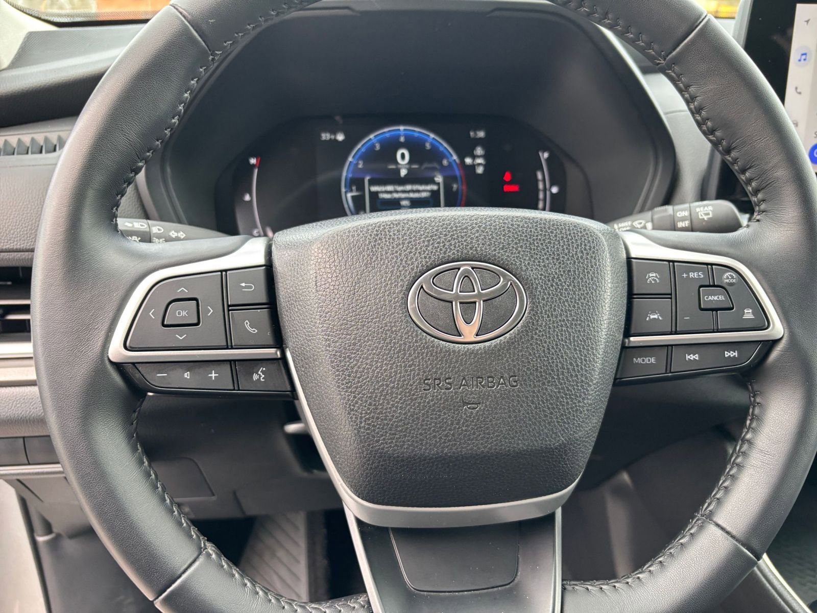 Thumbnail: 2025 Toyota Grand Highlander - 30