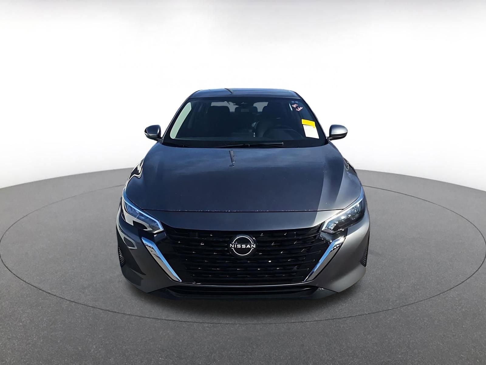 Thumbnail: 2025 Nissan Sentra - 2