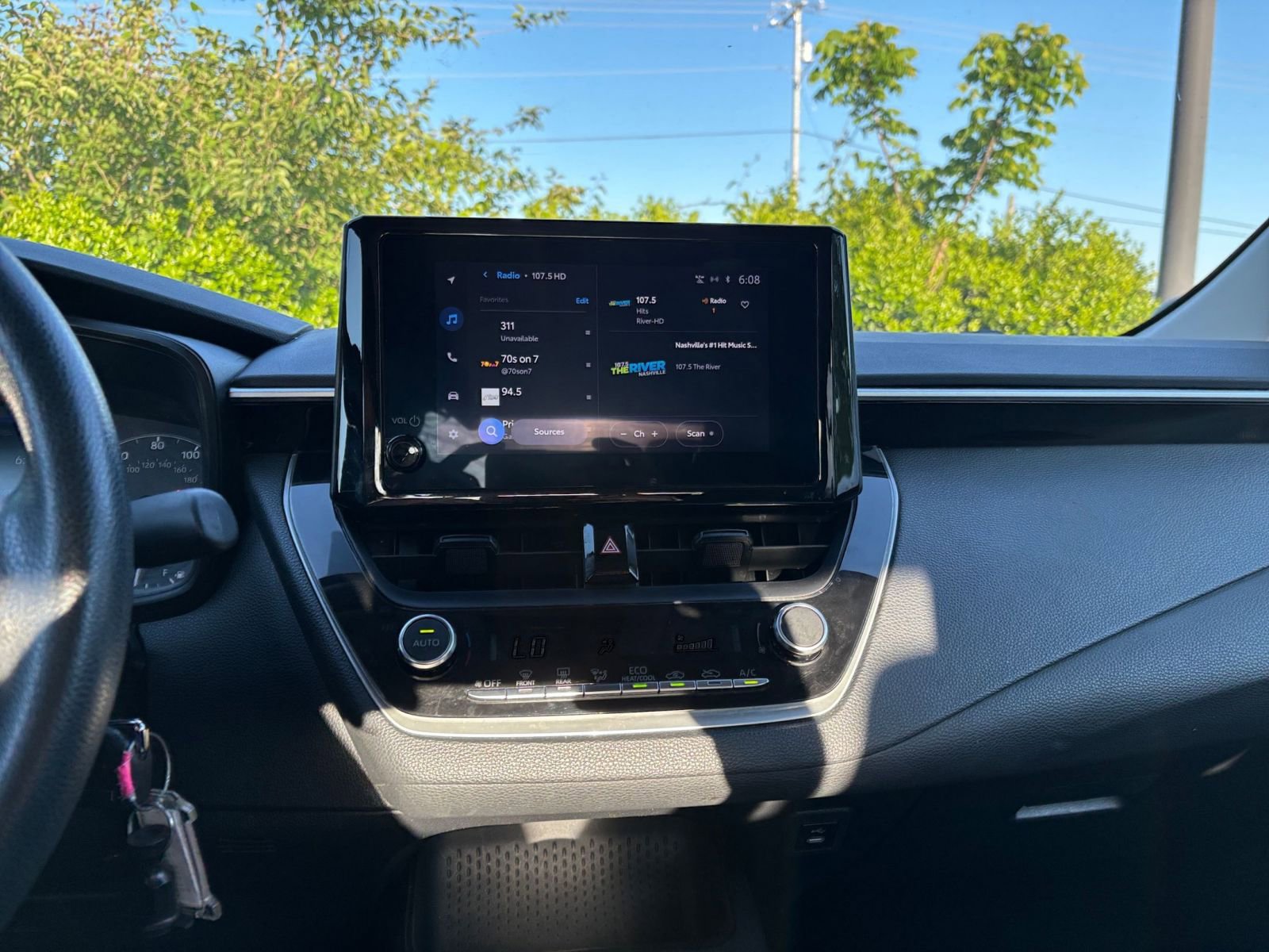 Thumbnail: 2023 Toyota Corolla - 17