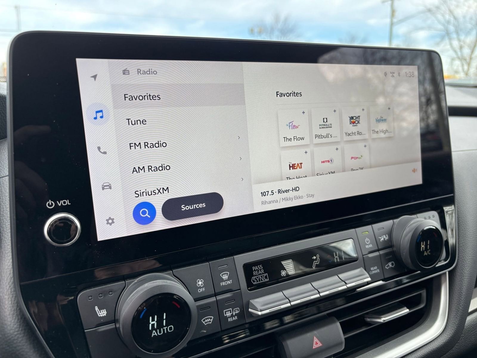 Thumbnail: 2025 Toyota Grand Highlander - 23