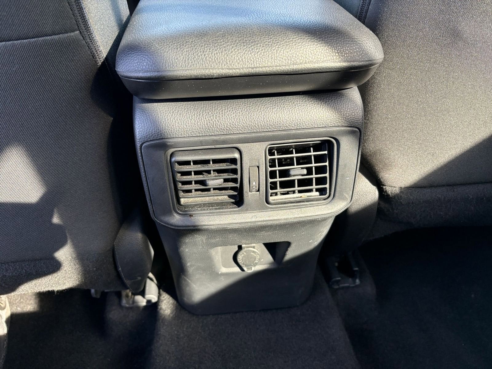 Thumbnail: 2025 Toyota RAV4 - 23