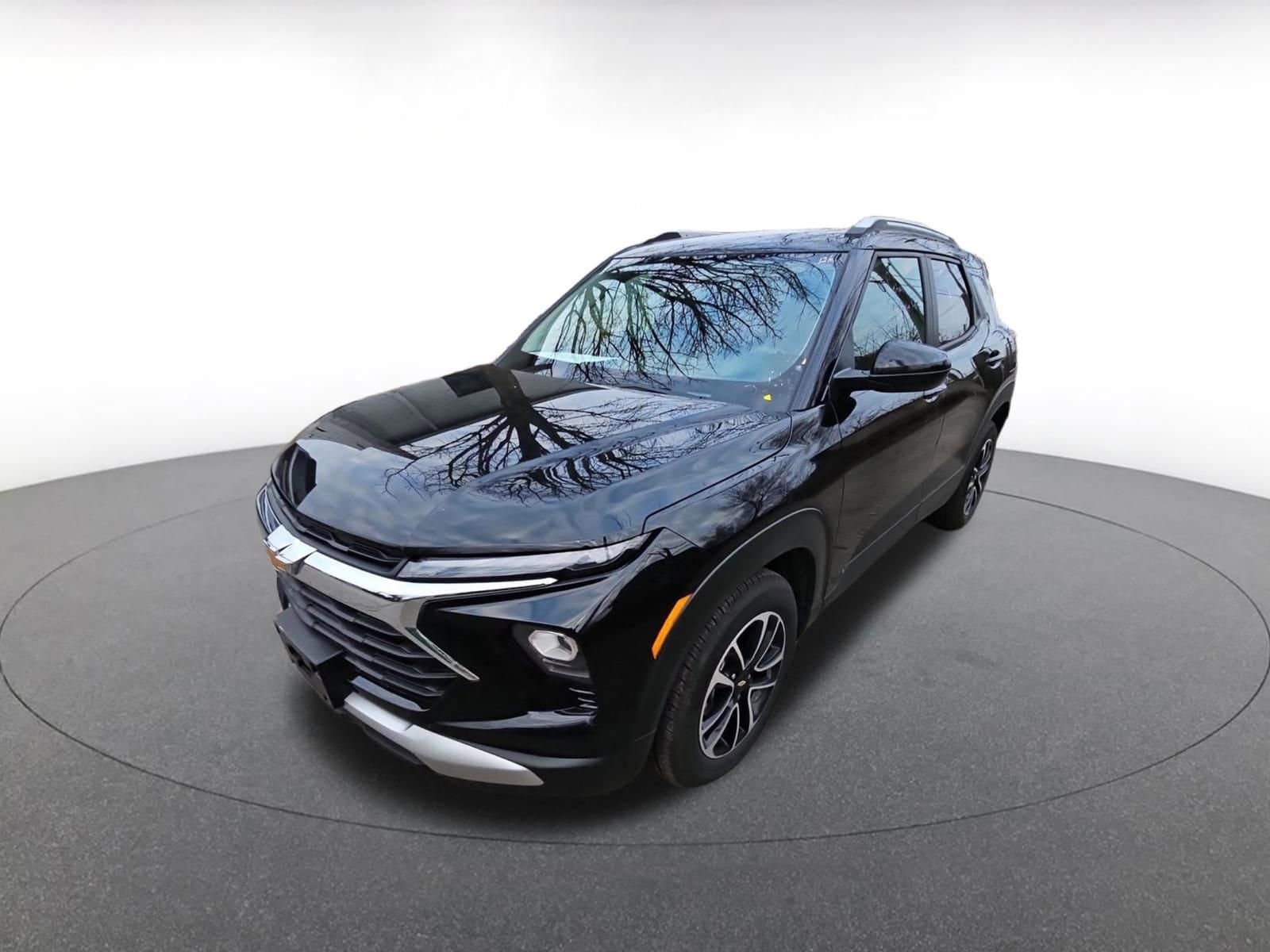 Thumbnail: 2025 Chevrolet TrailBlazer - 3