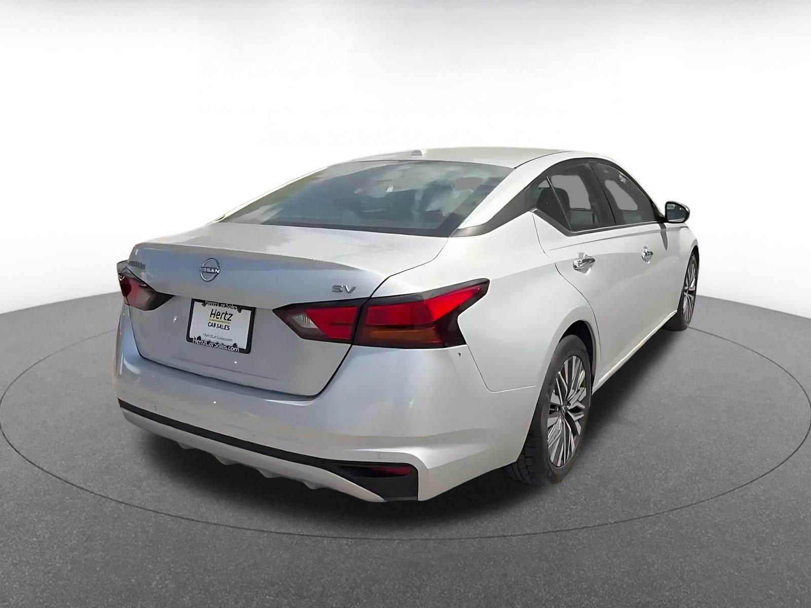Thumbnail: 2024 Nissan Altima - 14