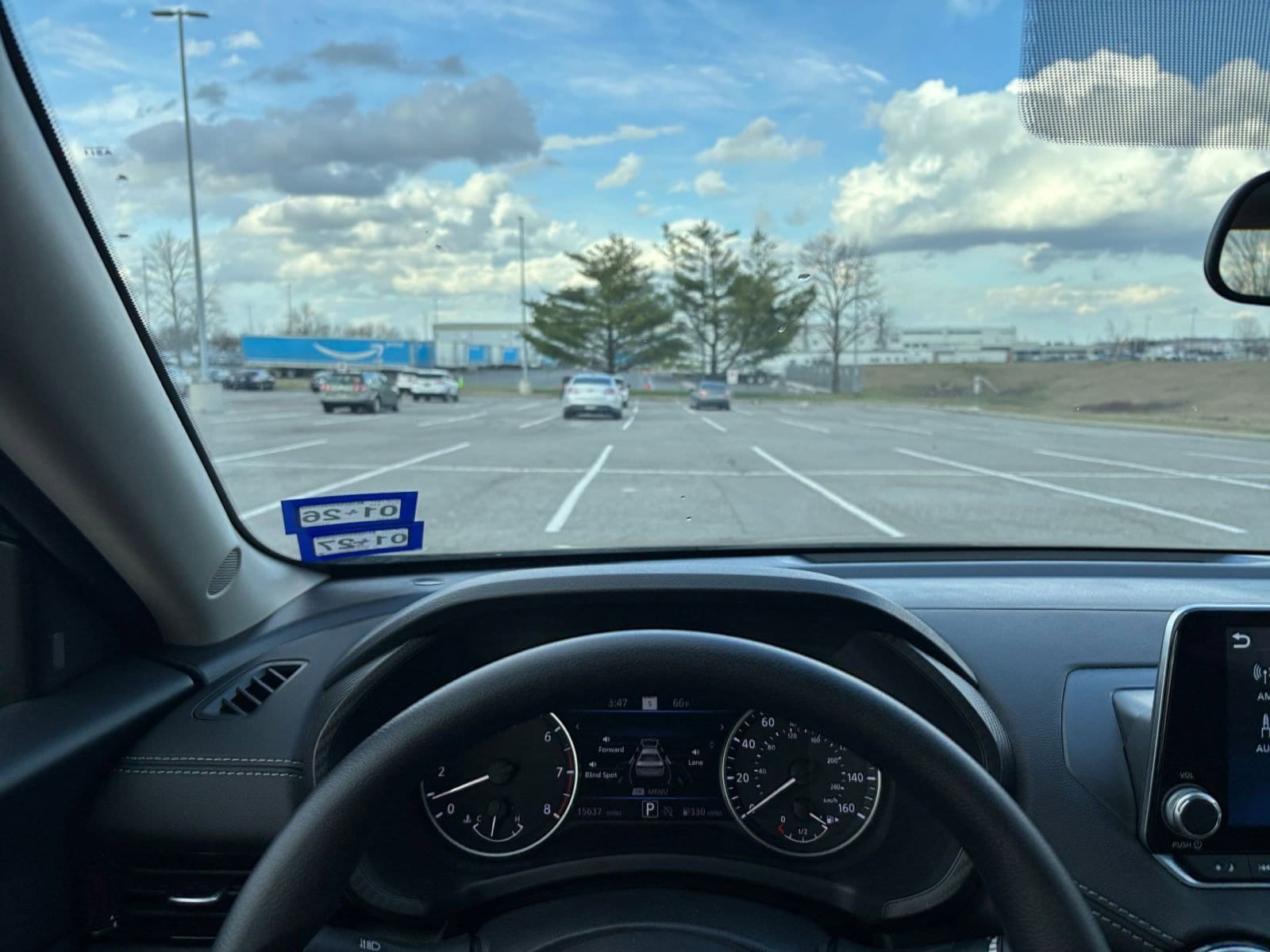 Thumbnail: 2025 Nissan Sentra - 32