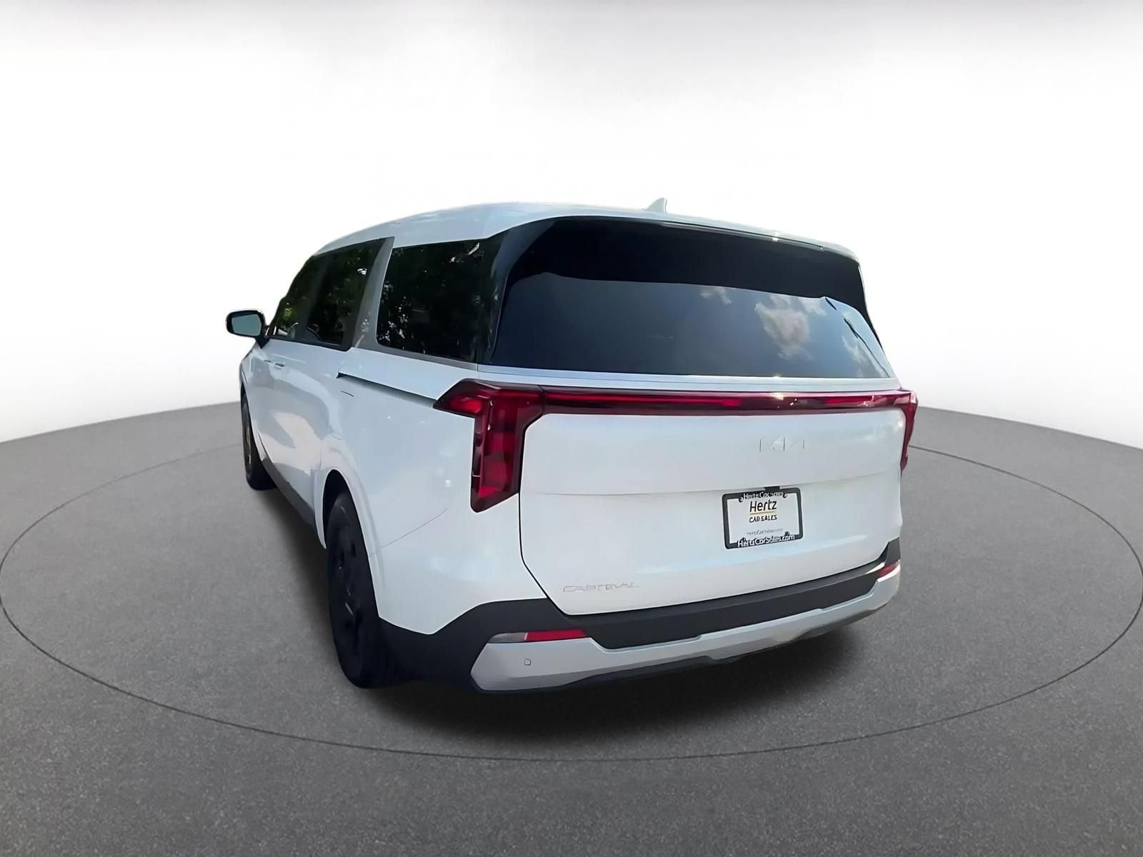 Thumbnail: 2026 Kia Carnival - 10