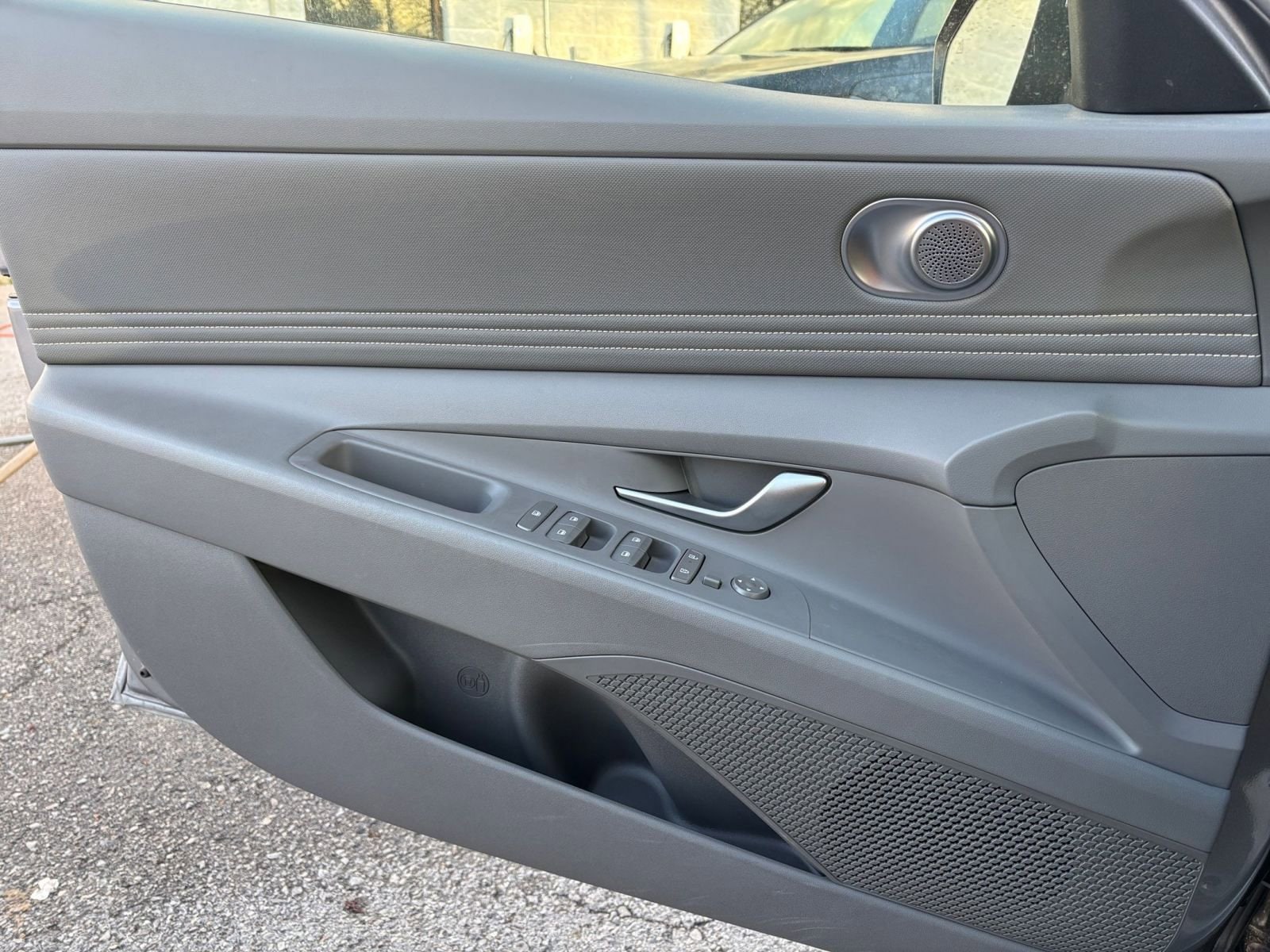 Thumbnail: 2025 Hyundai Elantra - 18