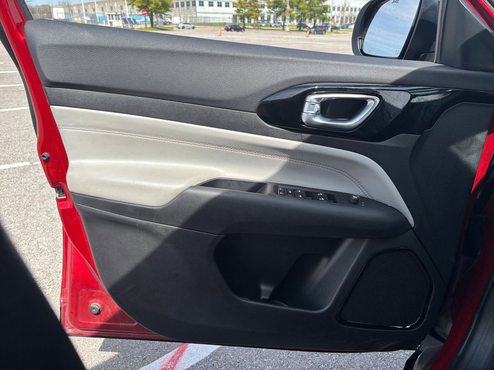 Thumbnail: 2025 Jeep Compass - 18