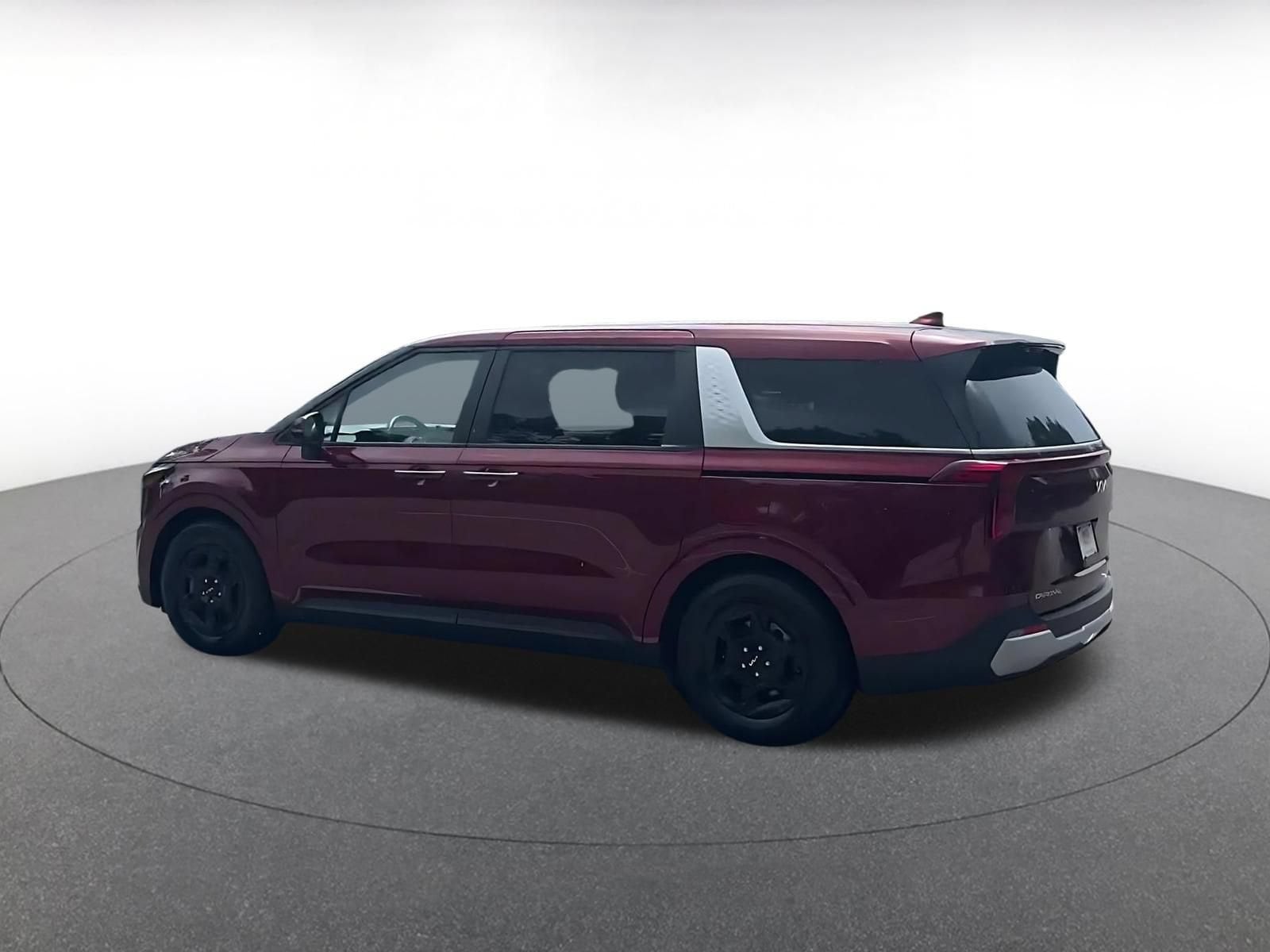 Thumbnail: 2026 Kia Carnival - 8