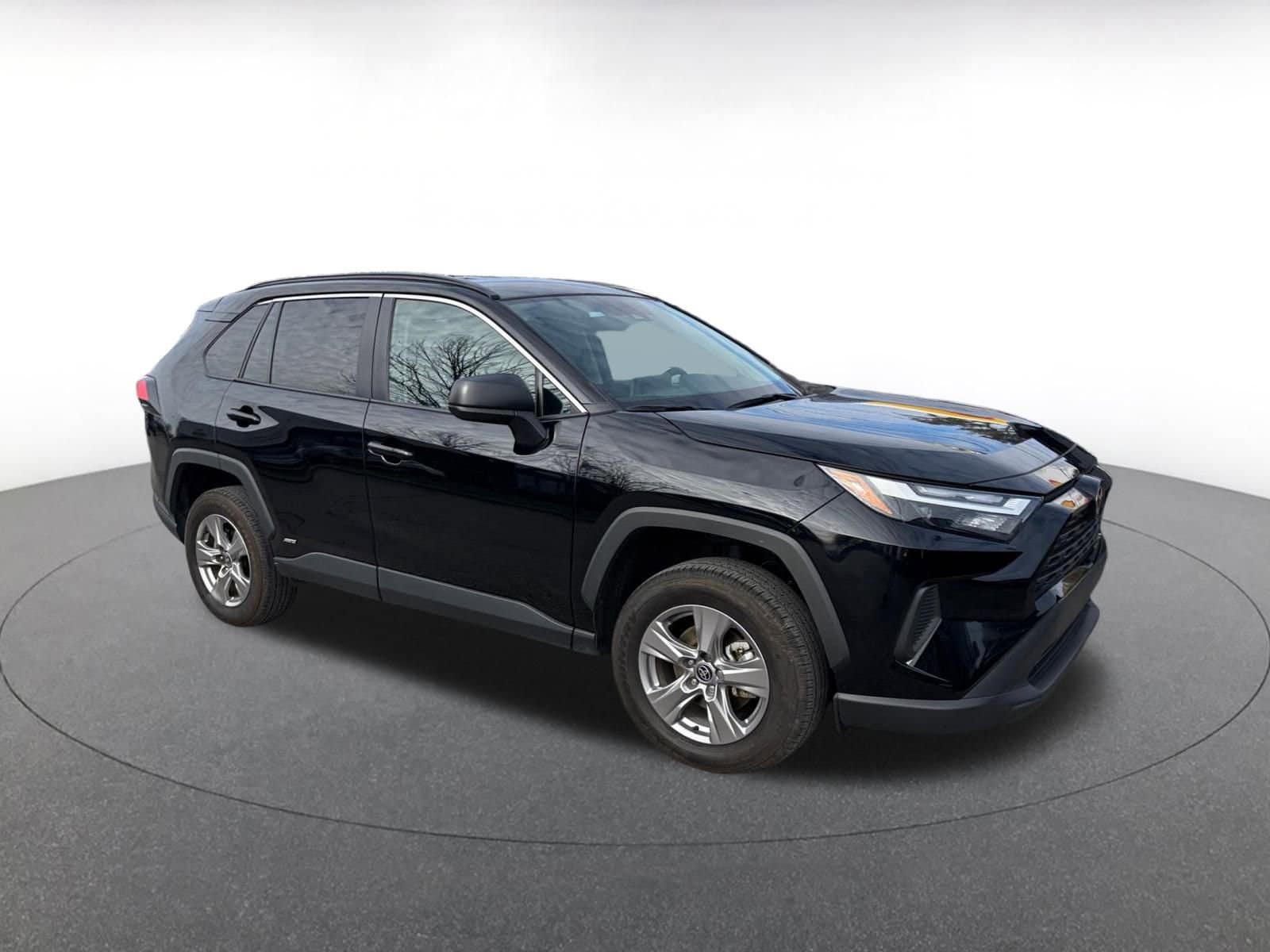 Thumbnail: 2025 Toyota RAV4 - 1