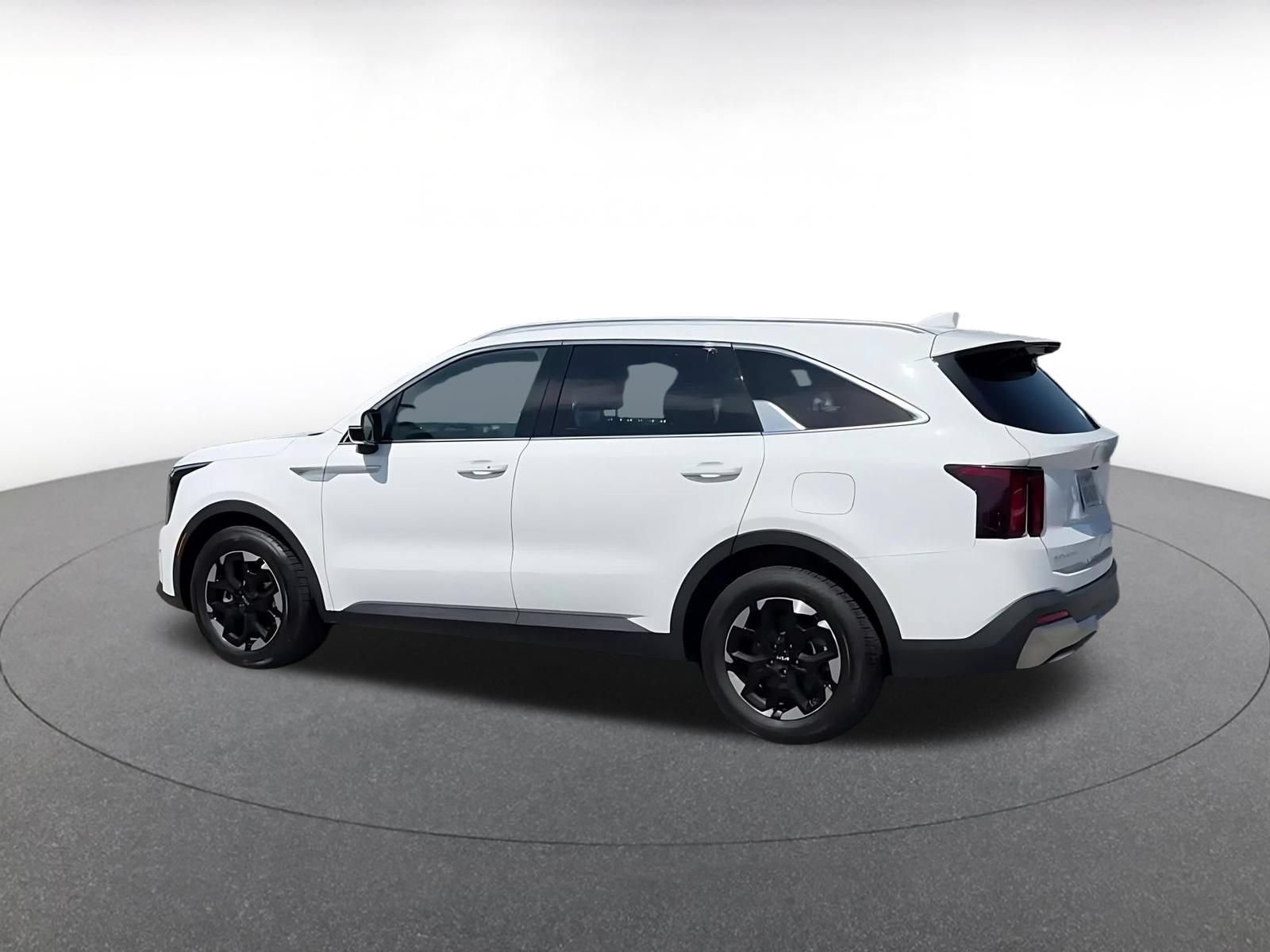 Thumbnail: 2024 Kia Sorento - 9