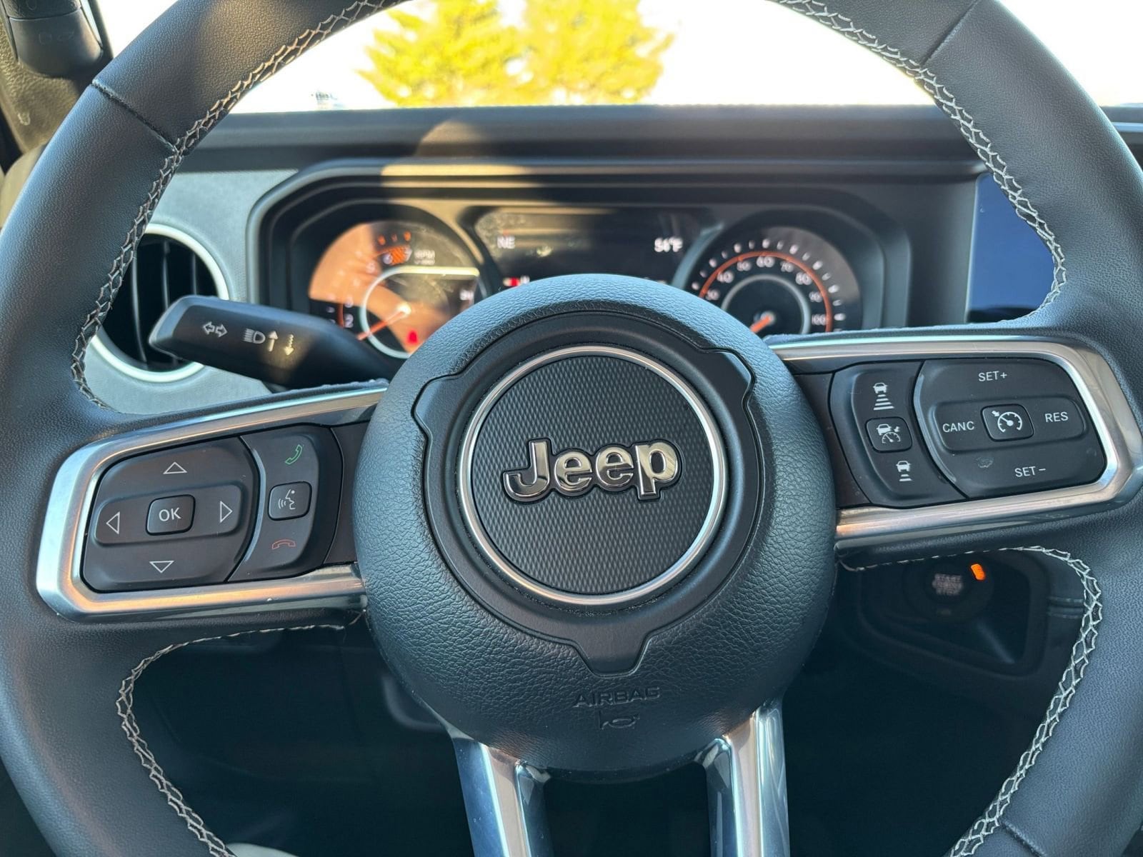 Thumbnail: 2025 Jeep Wrangler - 25