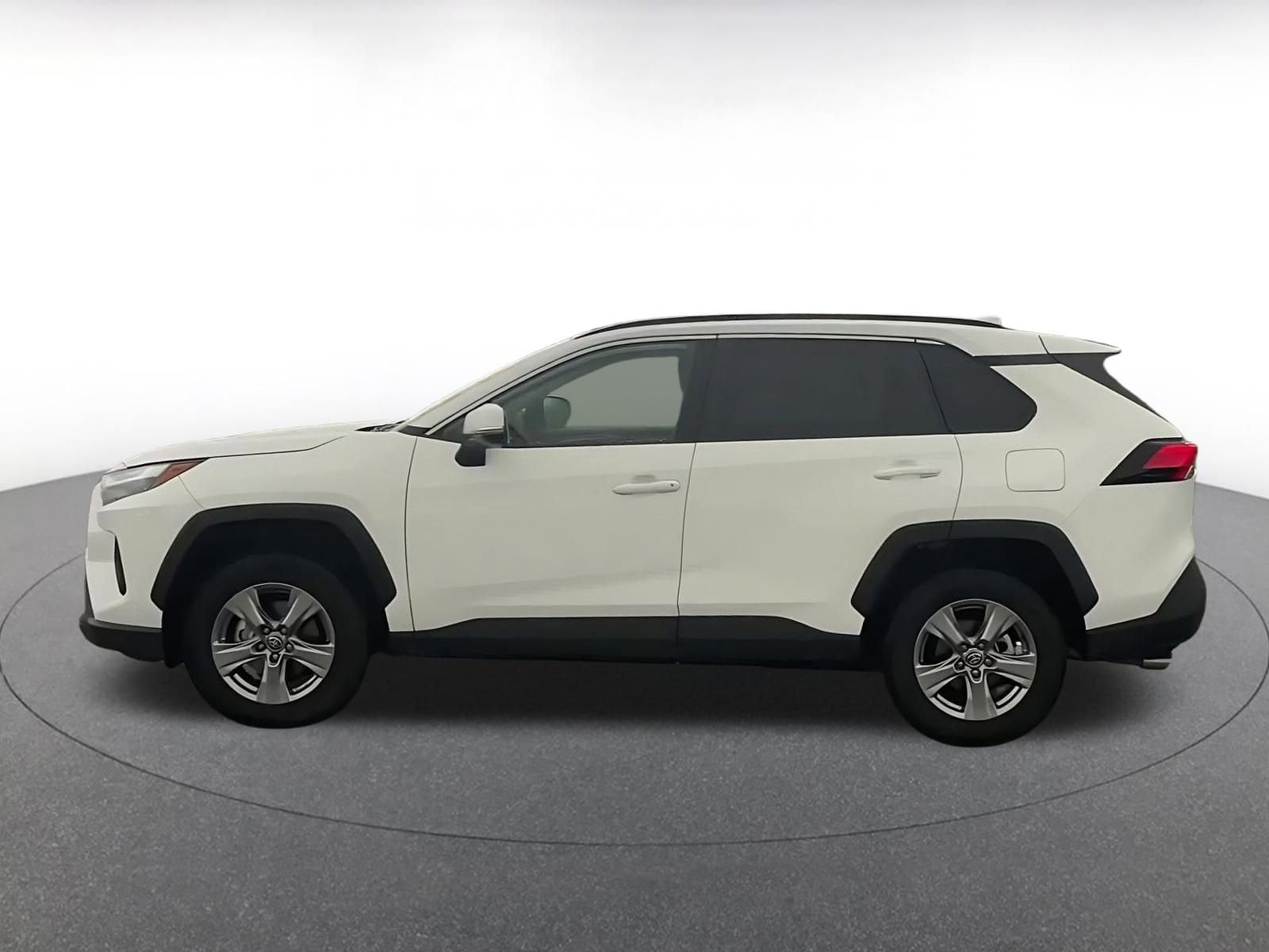 Thumbnail: 2025 Toyota RAV4 - 9