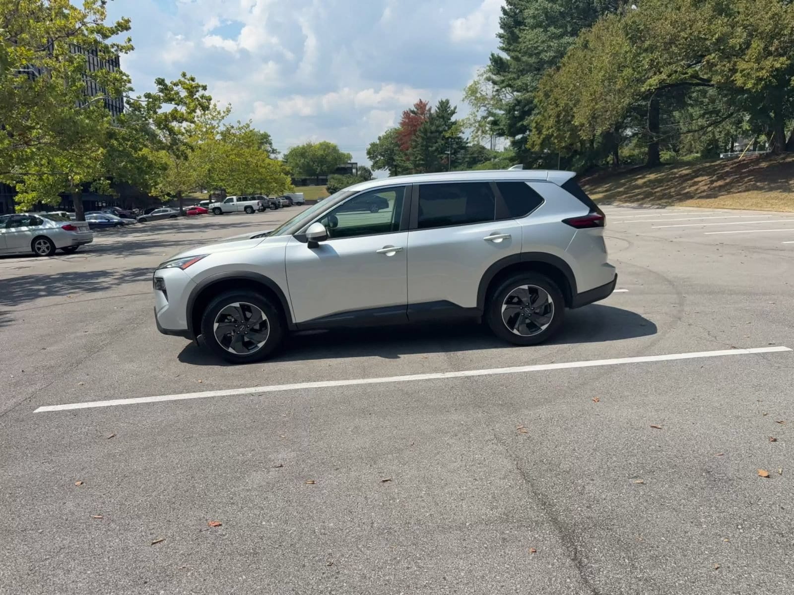 Thumbnail: 2025 Nissan Rogue - 8