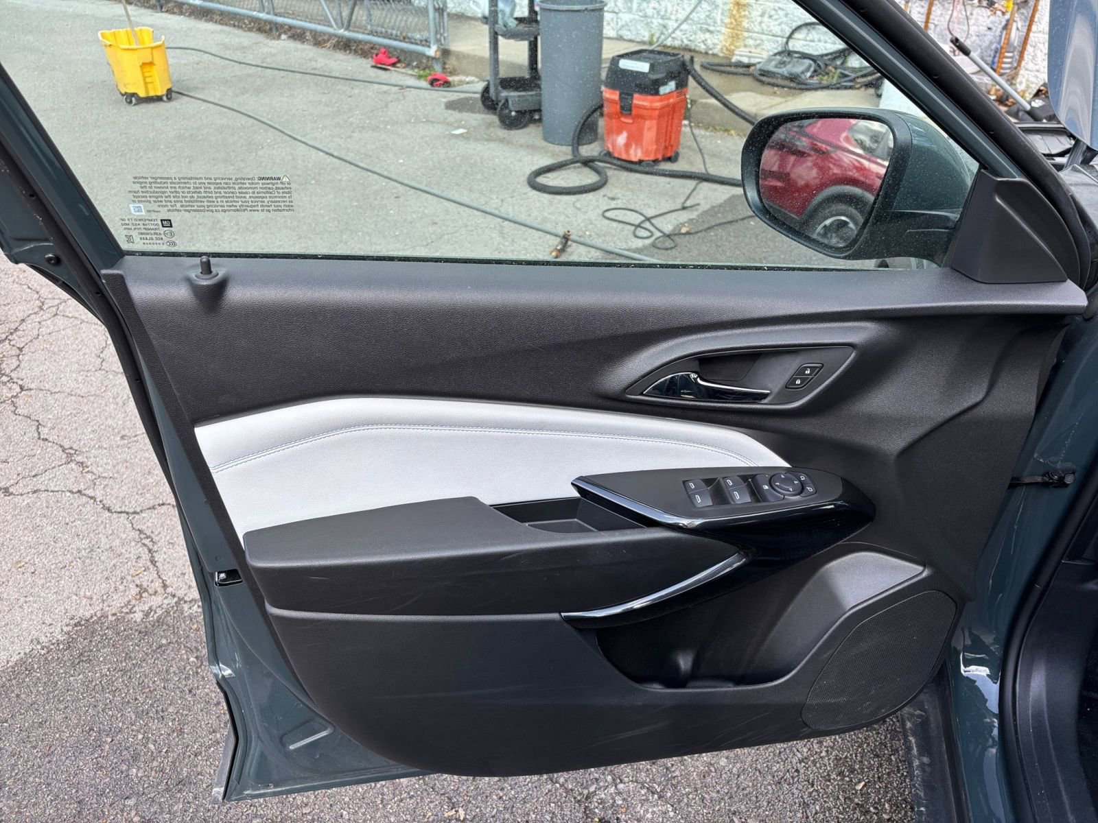 Thumbnail: 2025 Chevrolet Trax - 18