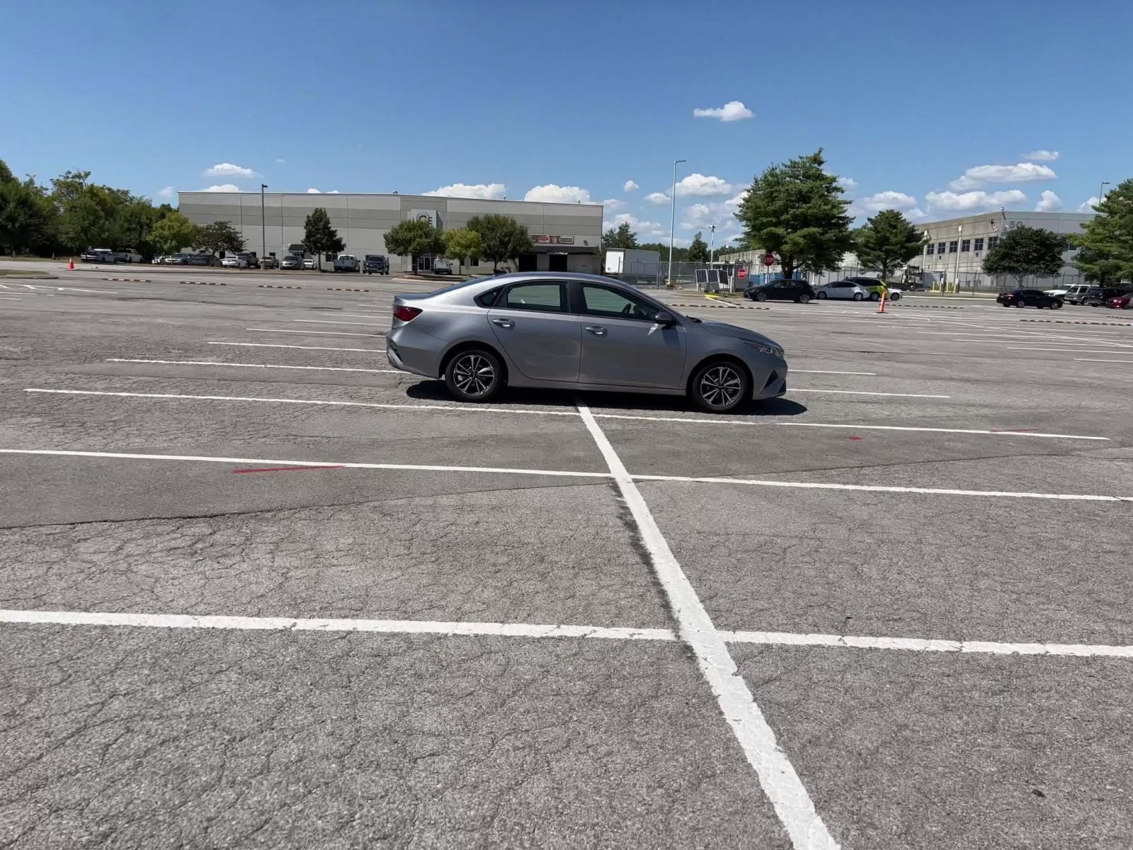 Thumbnail: 2024 Kia Forte - 12