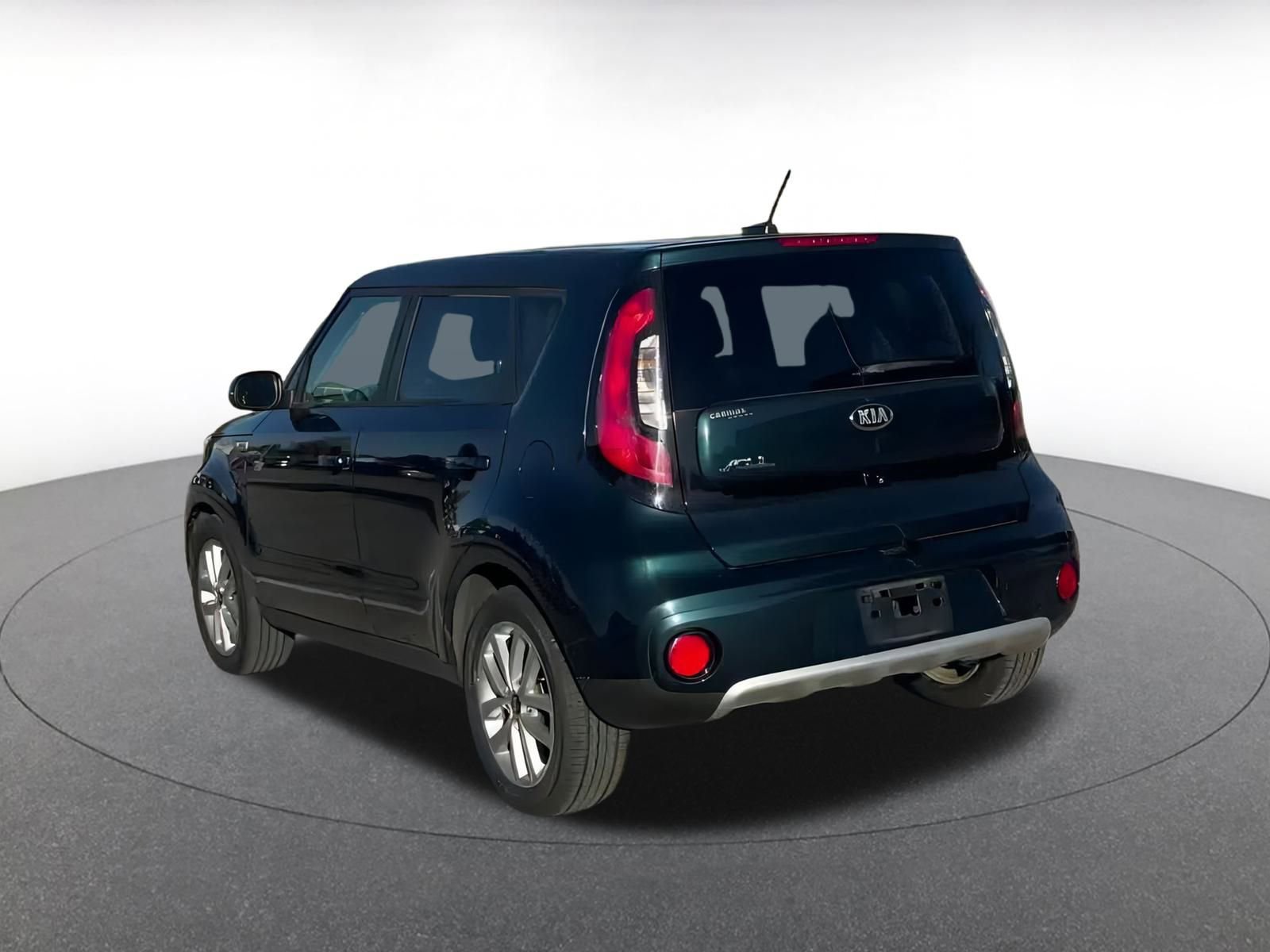 Thumbnail: 2017 Kia Soul - 11