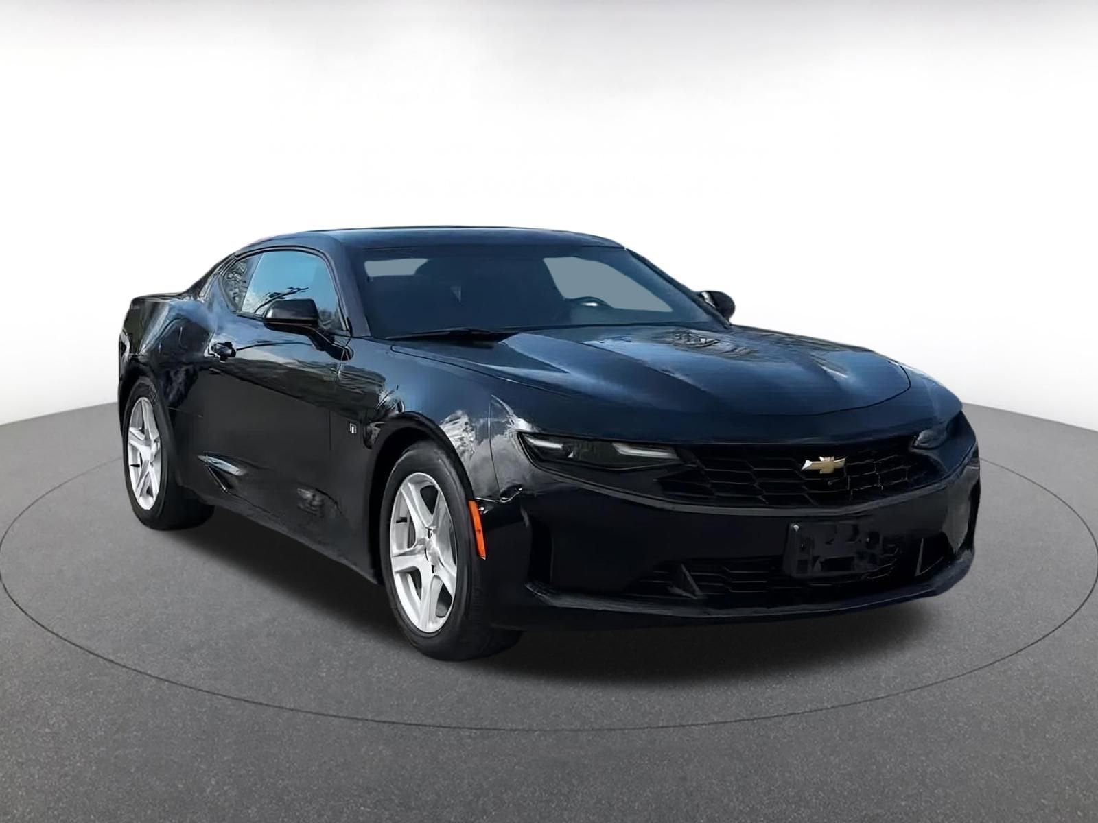 Thumbnail: 2023 Chevrolet Camaro - 3