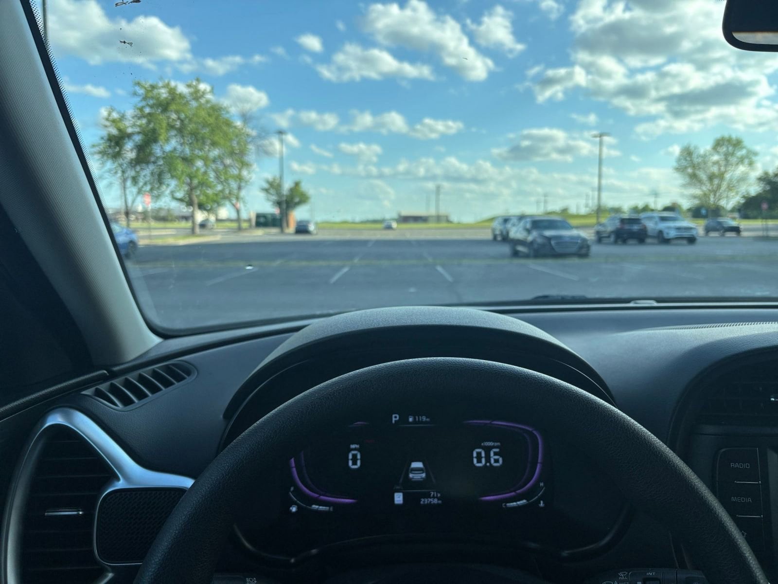Thumbnail: 2025 Kia Soul - 32
