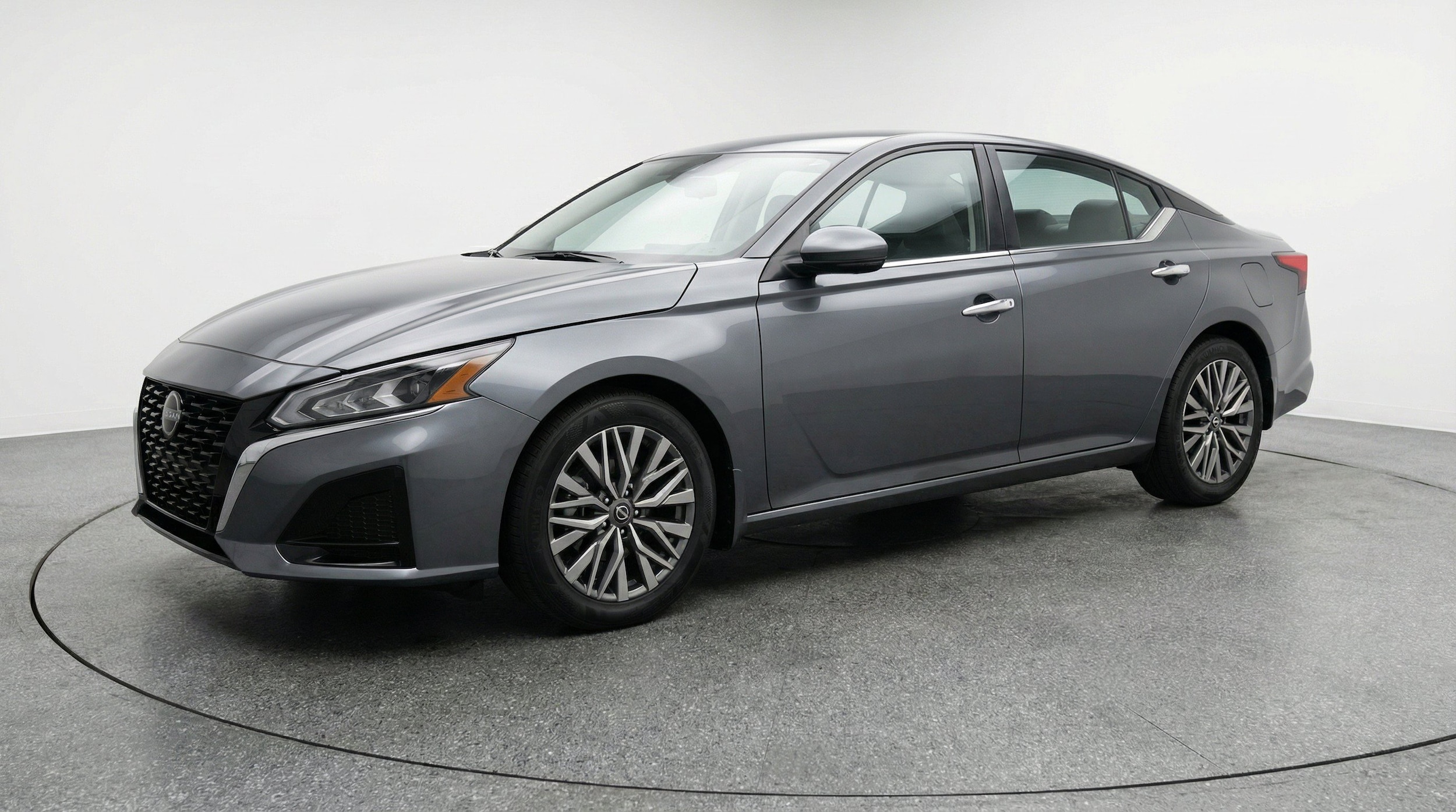 Thumbnail: 2025 Nissan Altima - 2