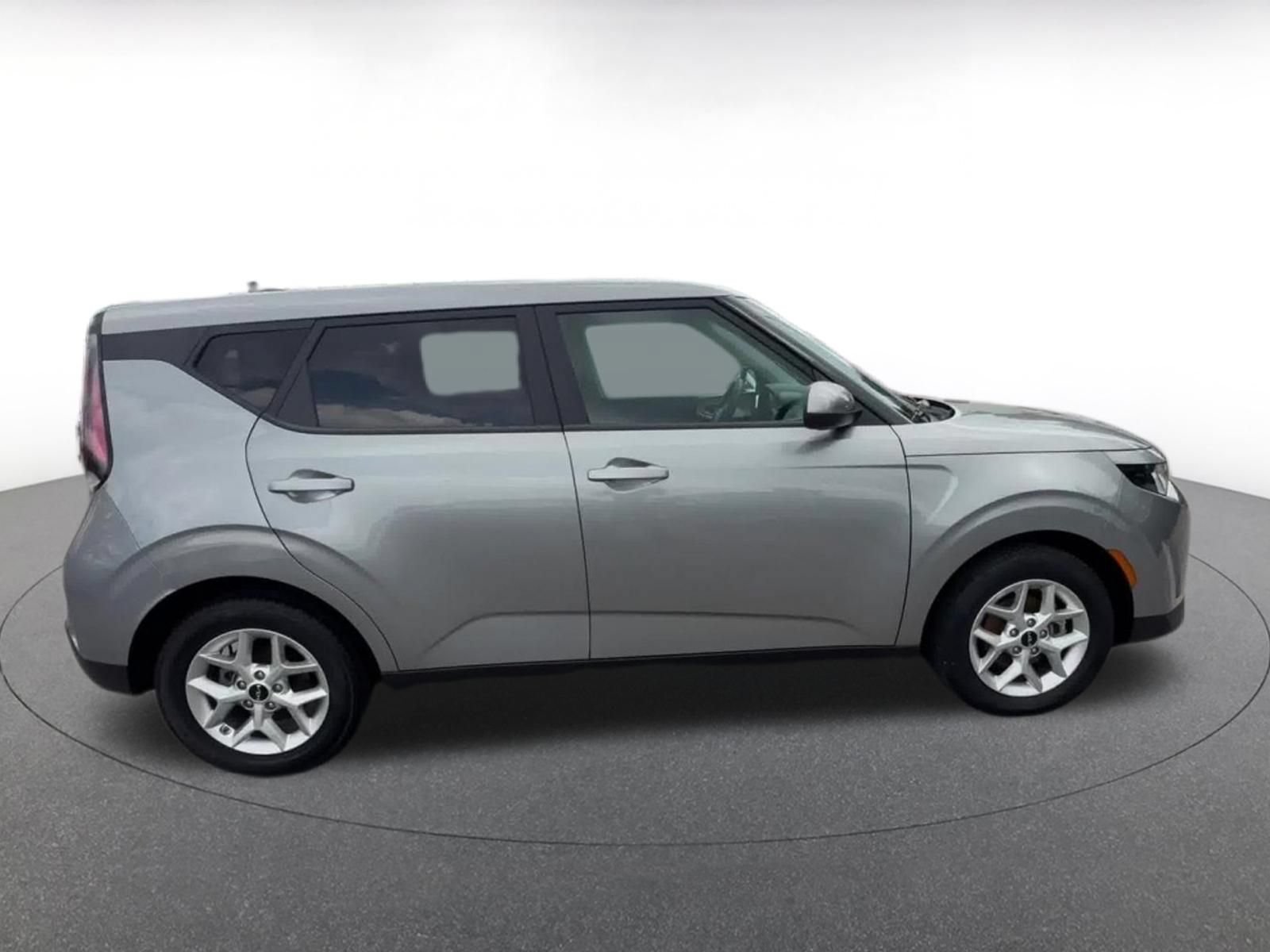 Thumbnail: 2025 Kia Soul - 16