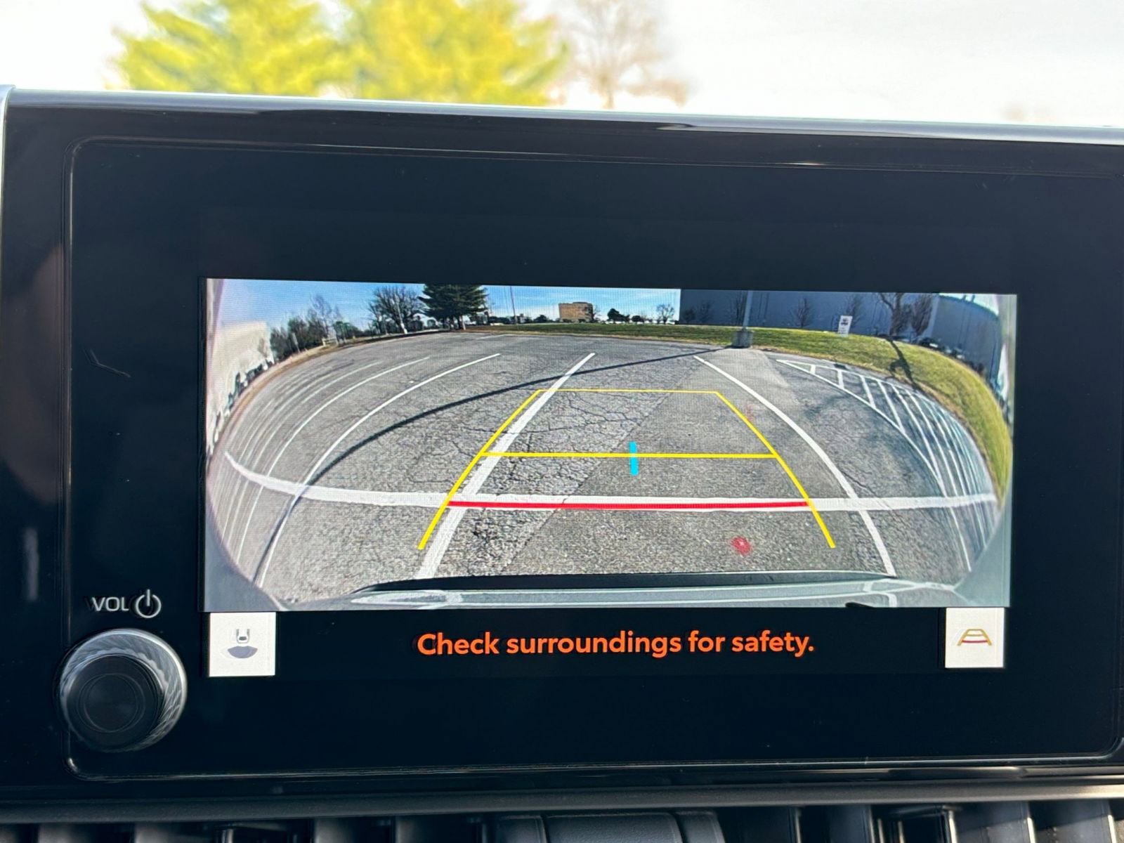 Thumbnail: 2025 Toyota RAV4 - 17