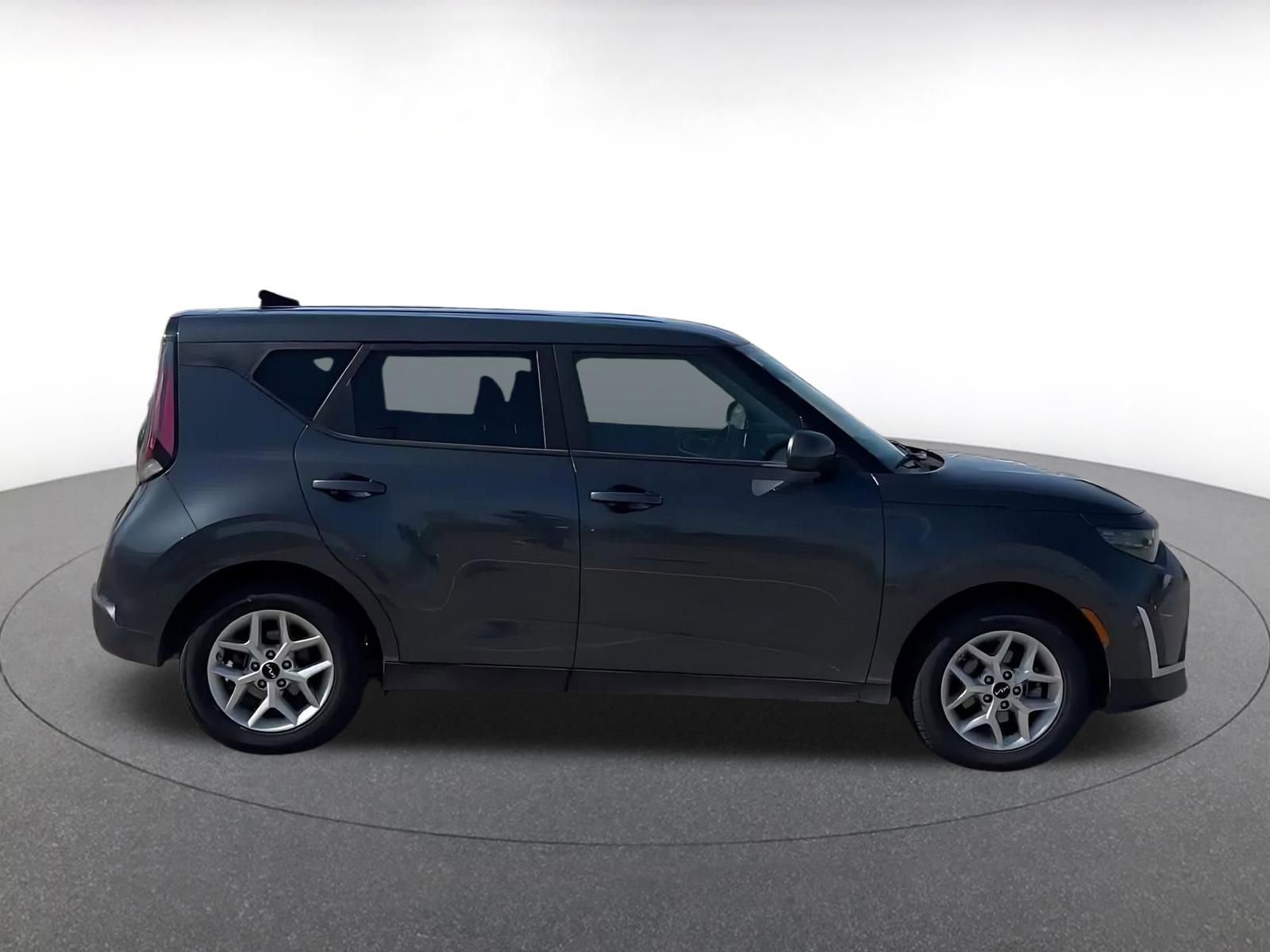 Thumbnail: 2025 Kia Soul - 16