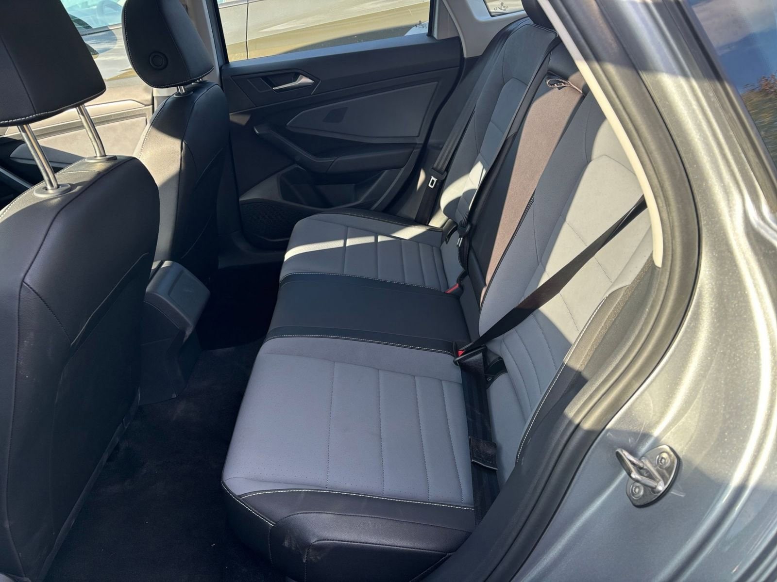 Thumbnail: 2025 Volkswagen Jetta - 24