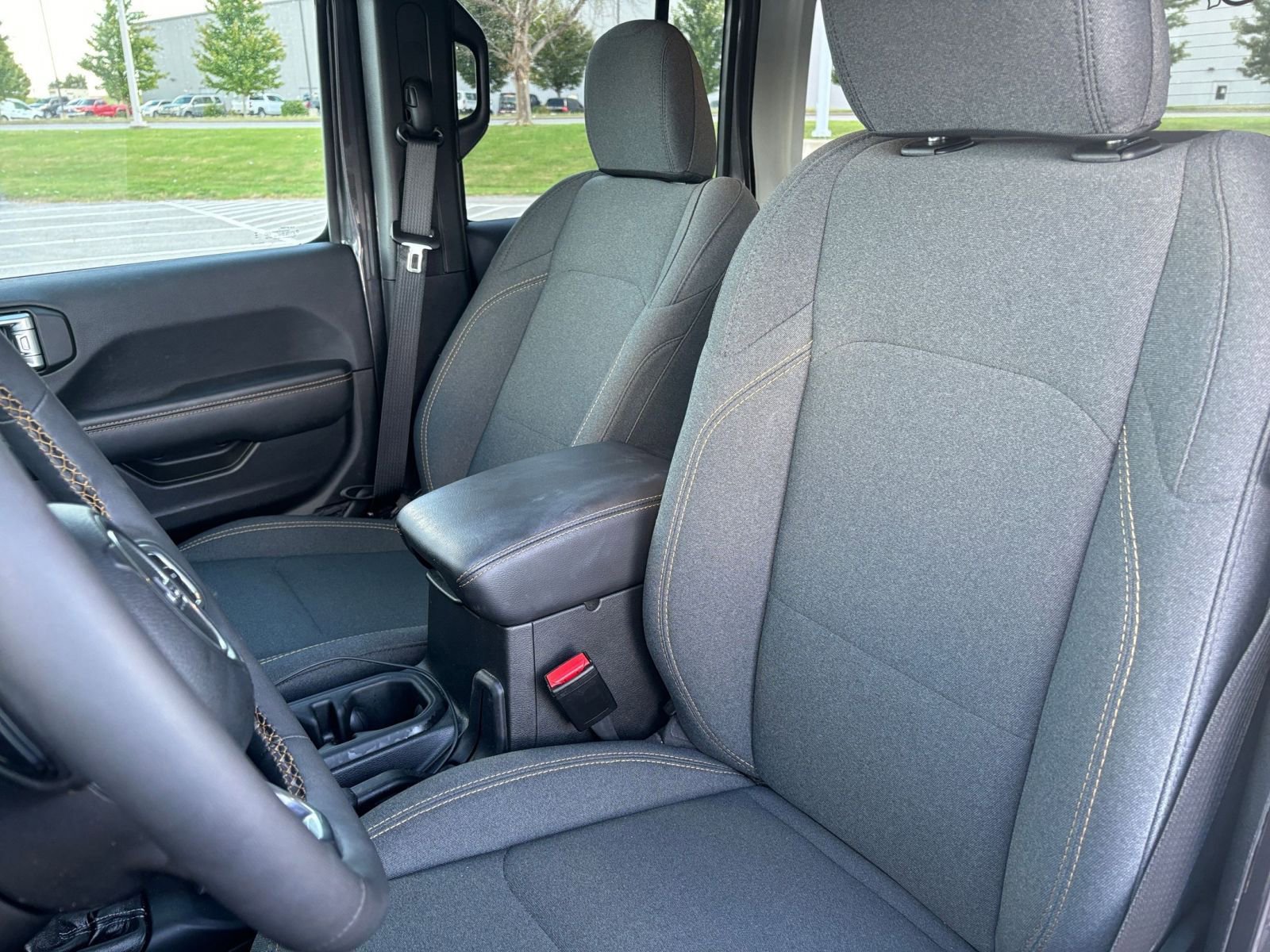 Thumbnail: 2025 Jeep Wrangler - 35