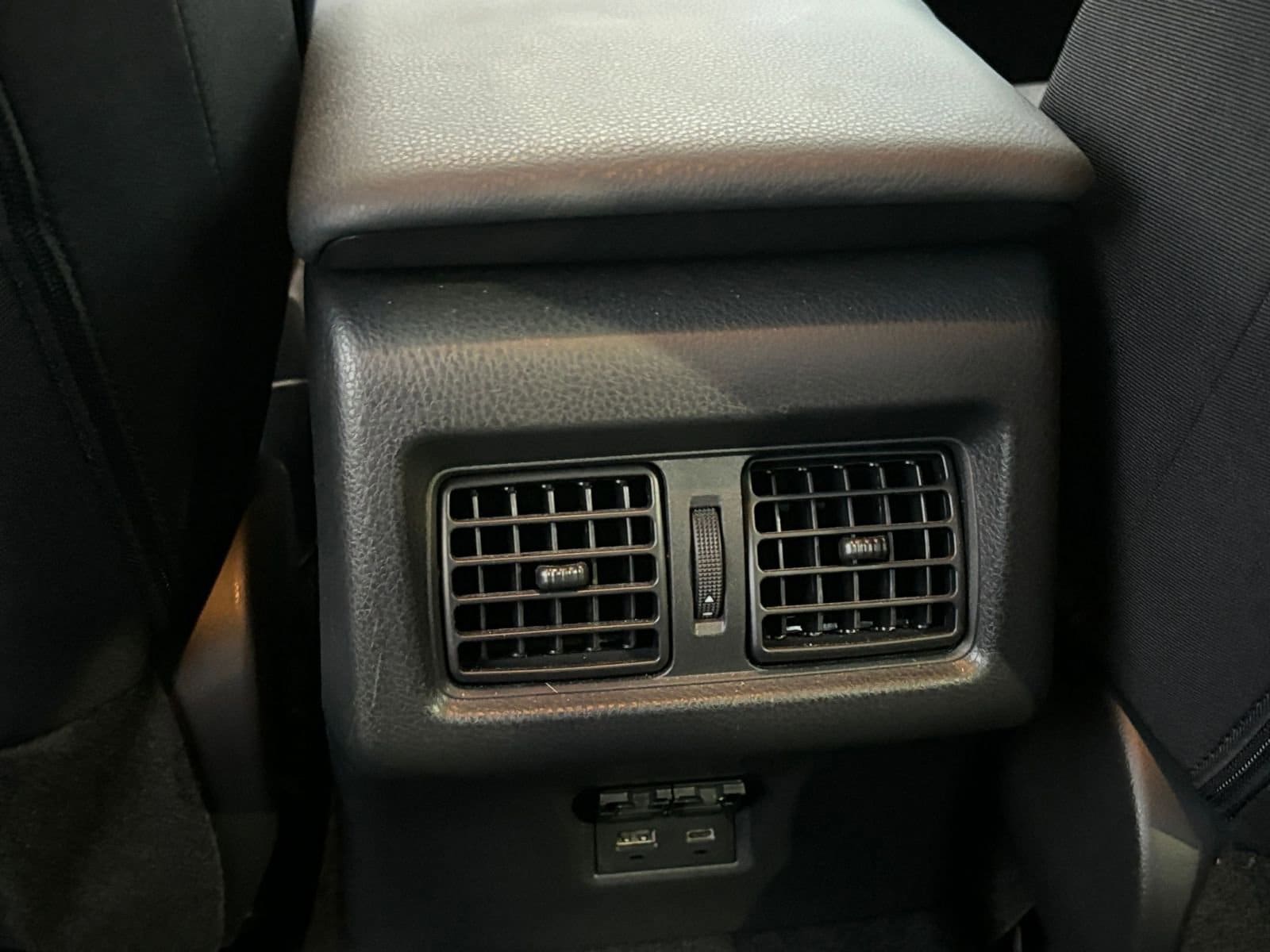 Thumbnail: 2025 Toyota Camry - 23