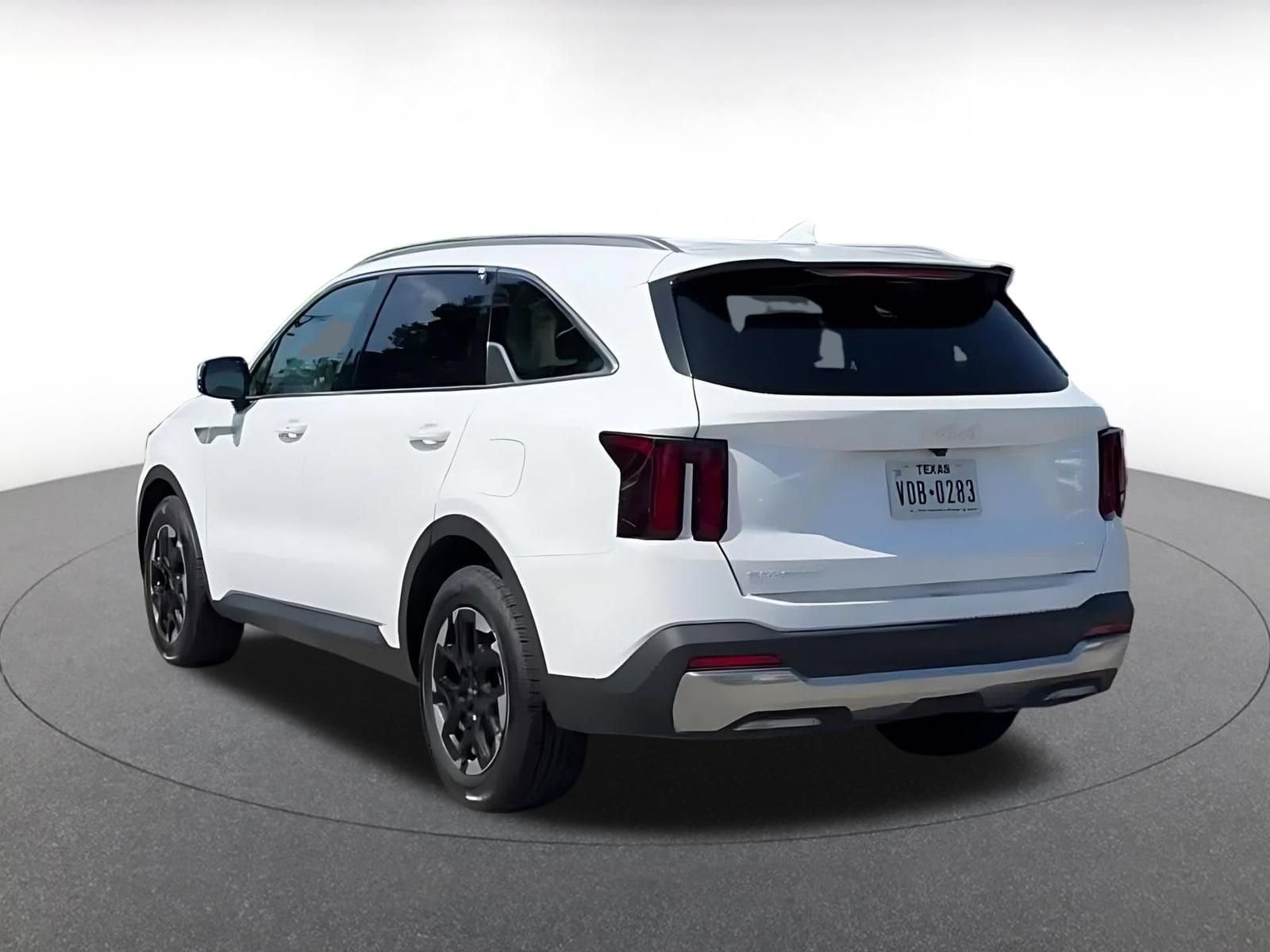 Thumbnail: 2024 Kia Sorento - 10