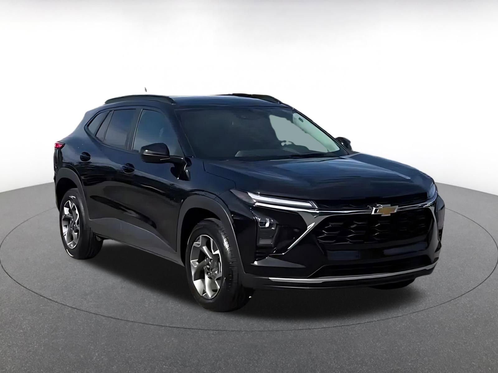Thumbnail: 2025 Chevrolet Trax - 3