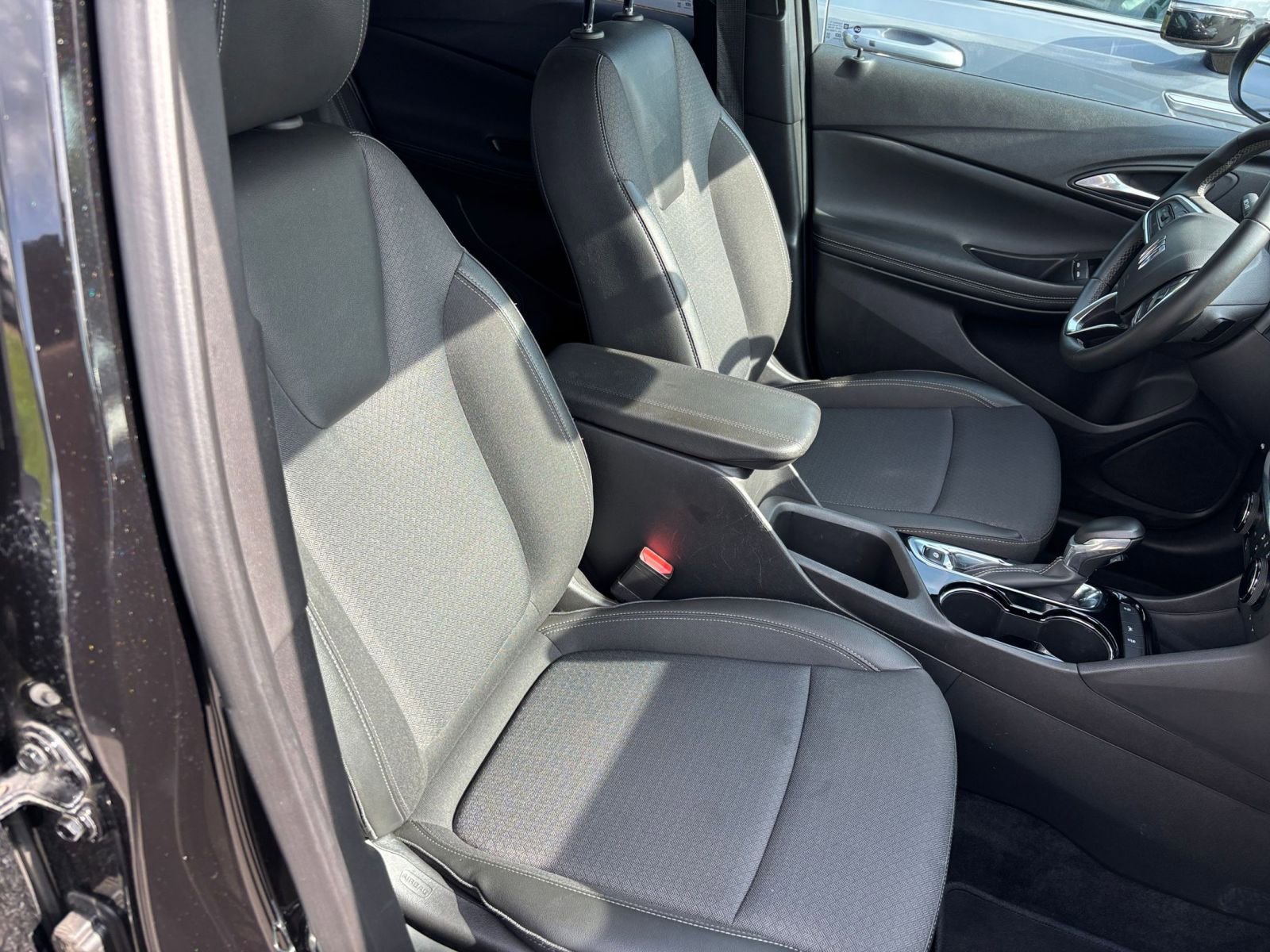Thumbnail: 2025 Buick Encore GX - 35