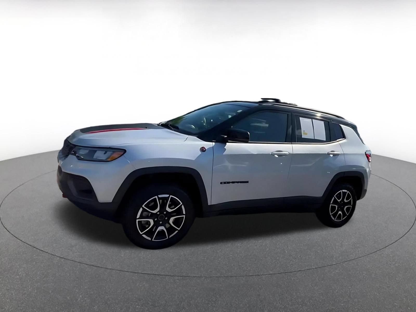 Thumbnail: 2025 Jeep Compass - 8