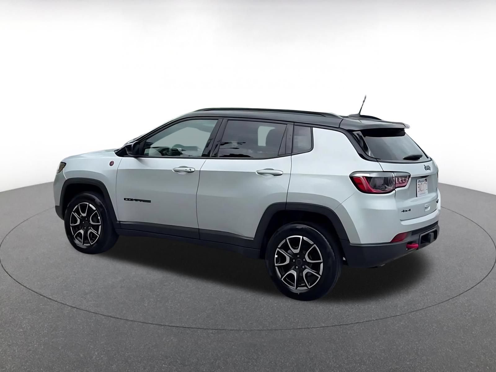 Thumbnail: 2025 Jeep Compass - 10