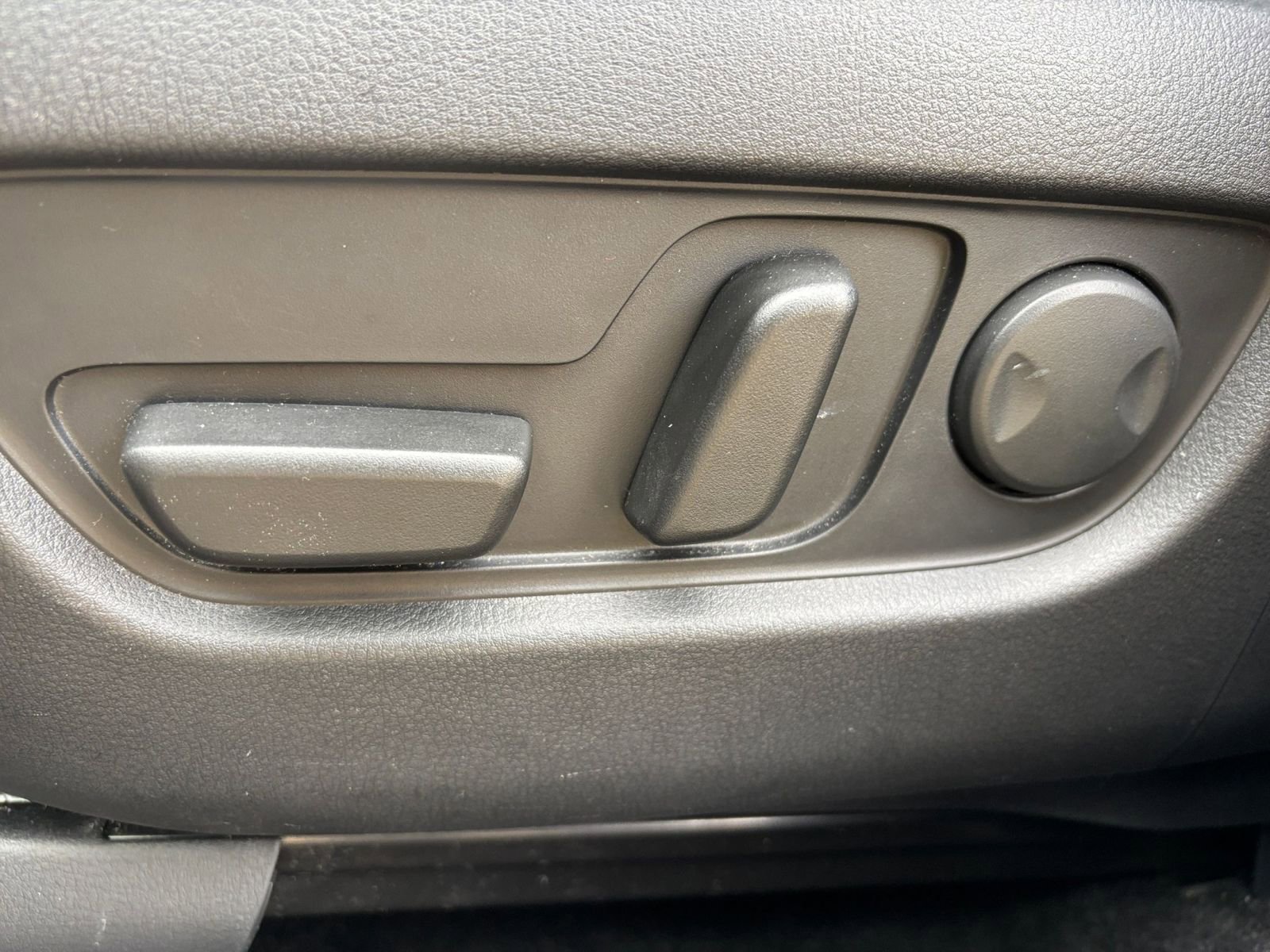 Thumbnail: 2025 Mazda CX-70 - 22